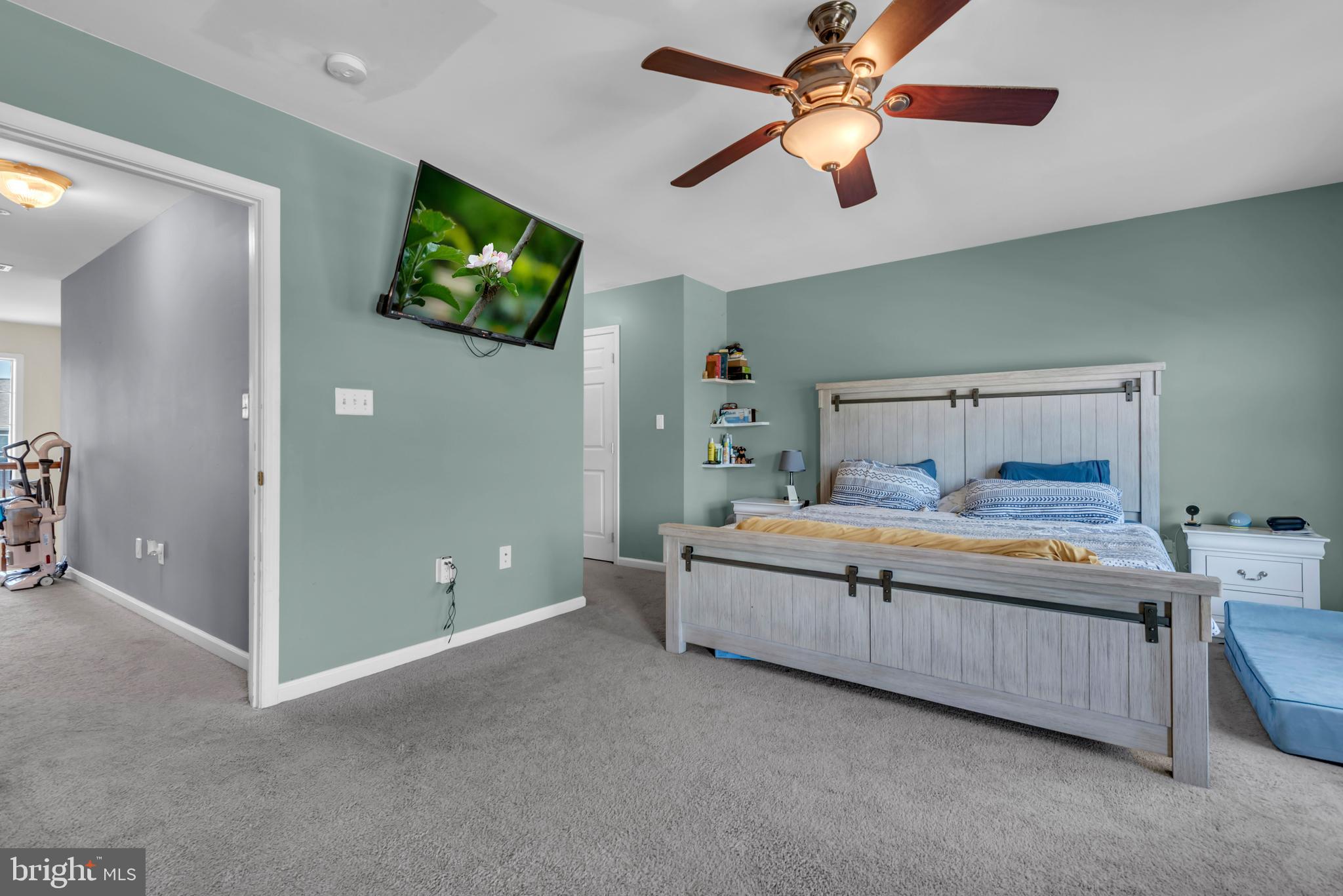 NORTH BROOK - Residential