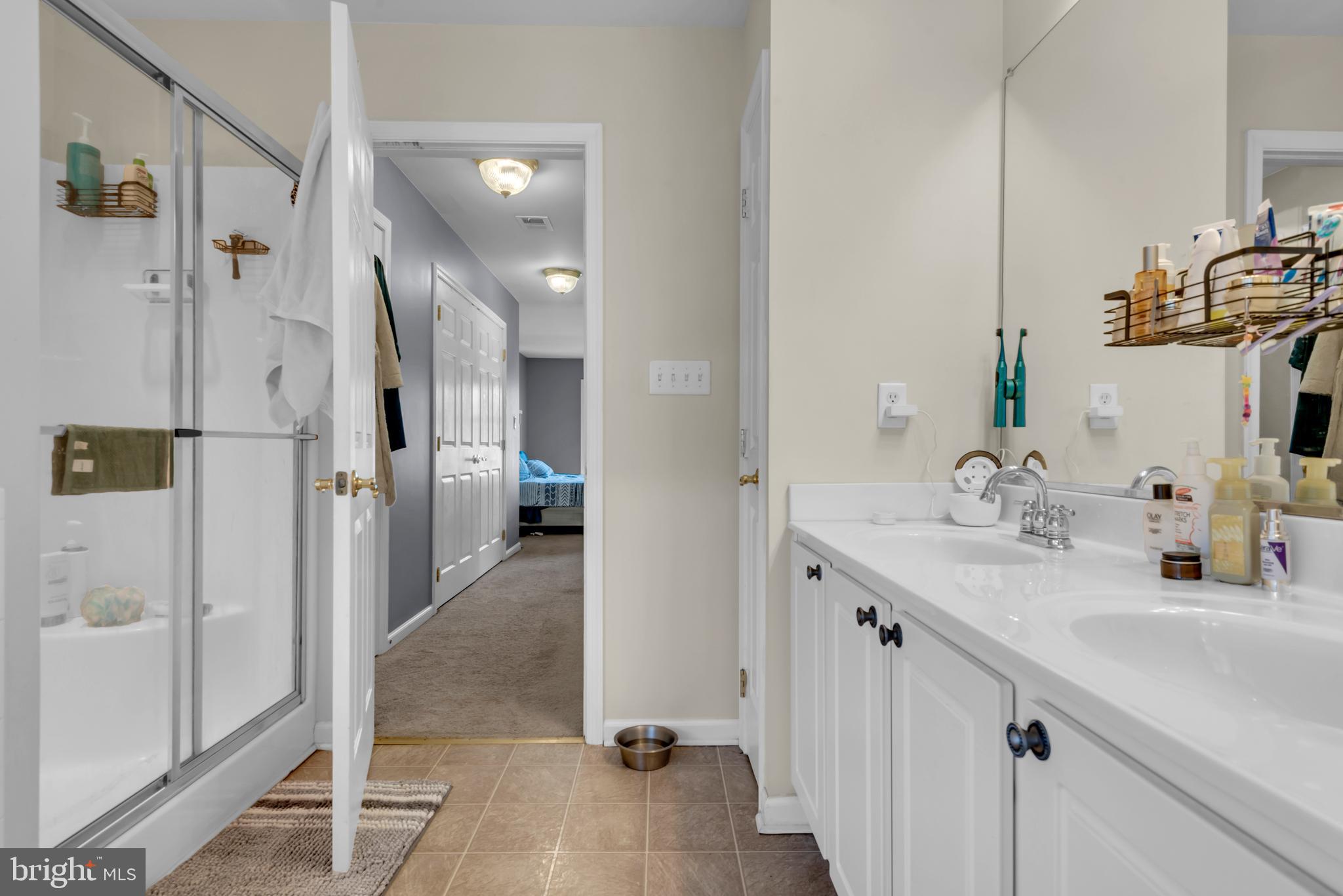 NORTH BROOK - Residential