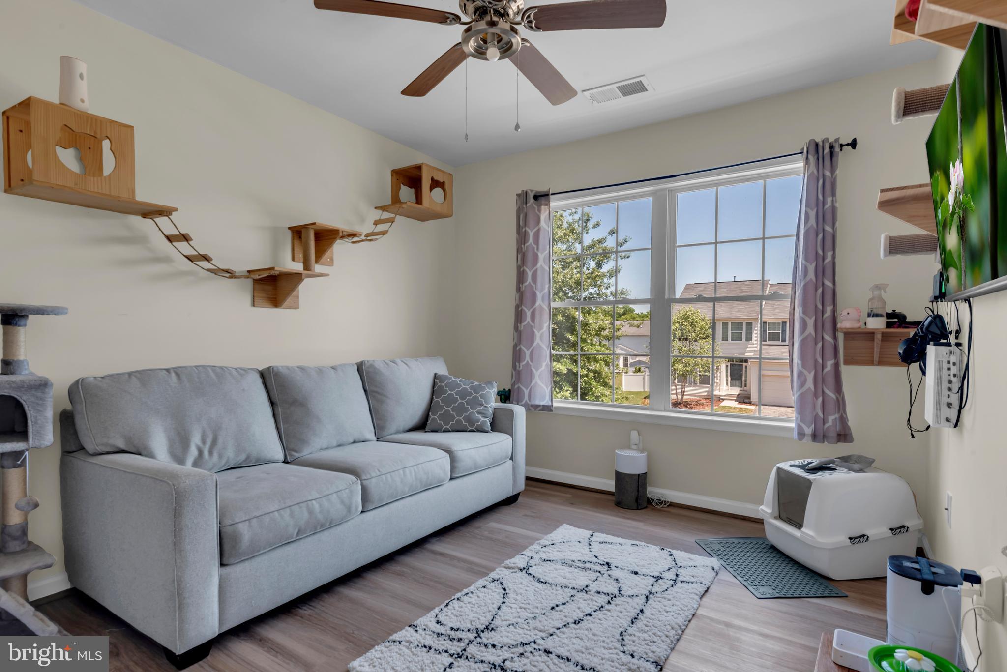 NORTH BROOK - Residential