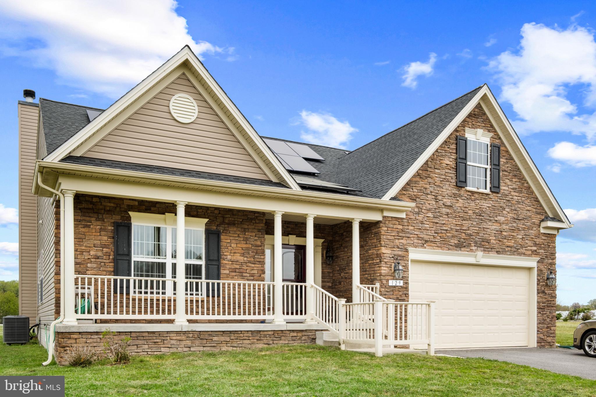 MEADOW BROOK ESTATES - Residential