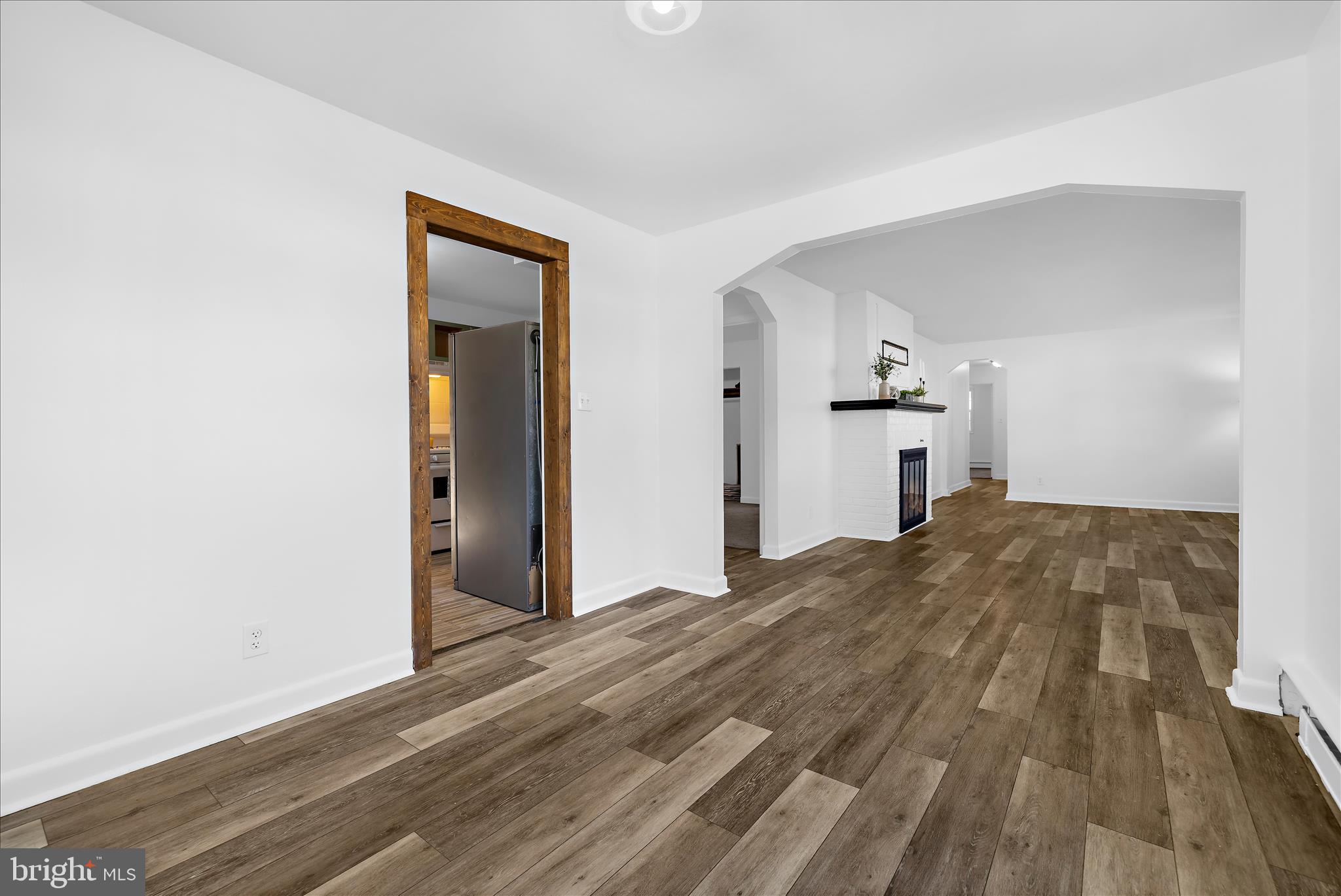ROLAND TERRACE - Residential