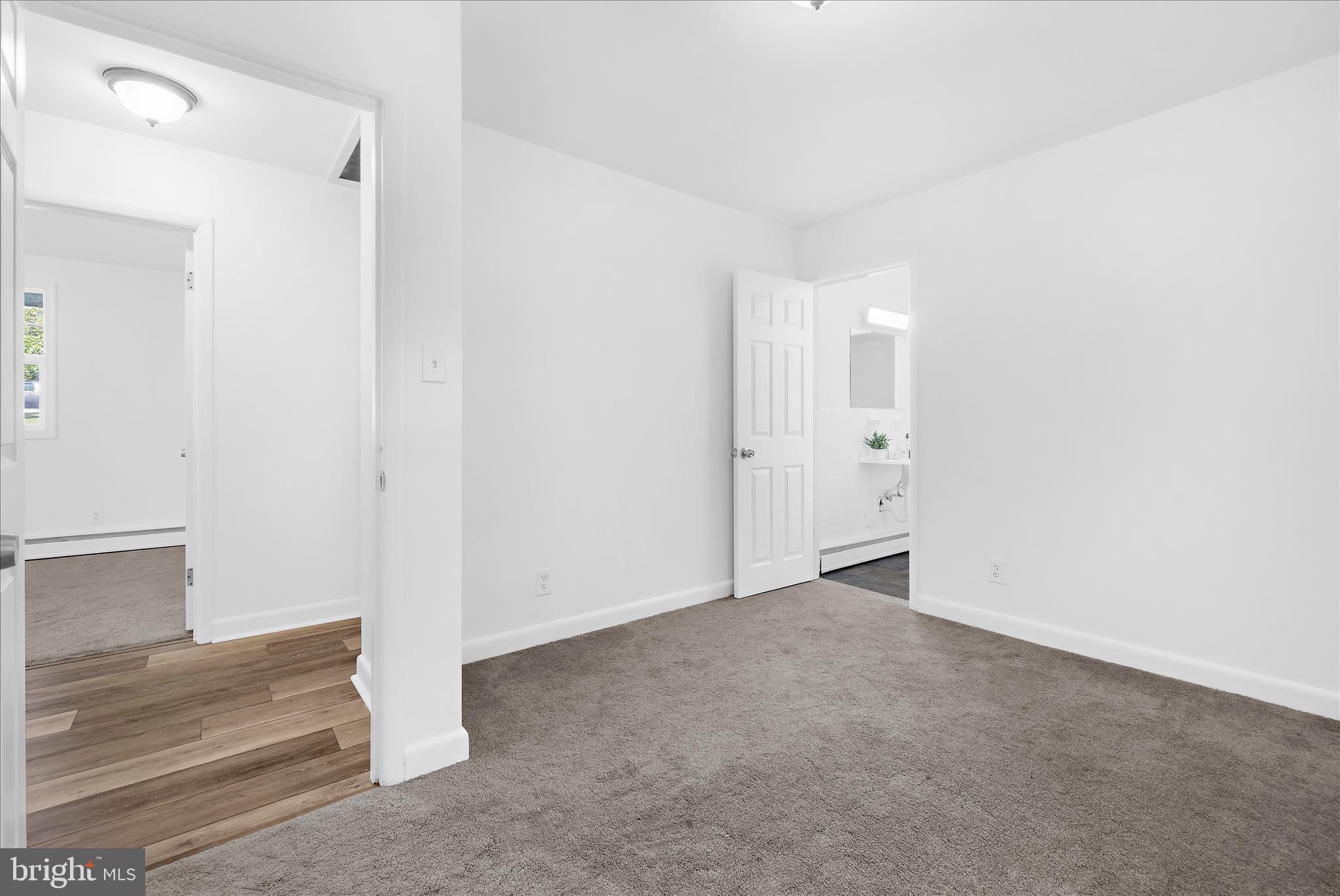 ROLAND TERRACE - Residential