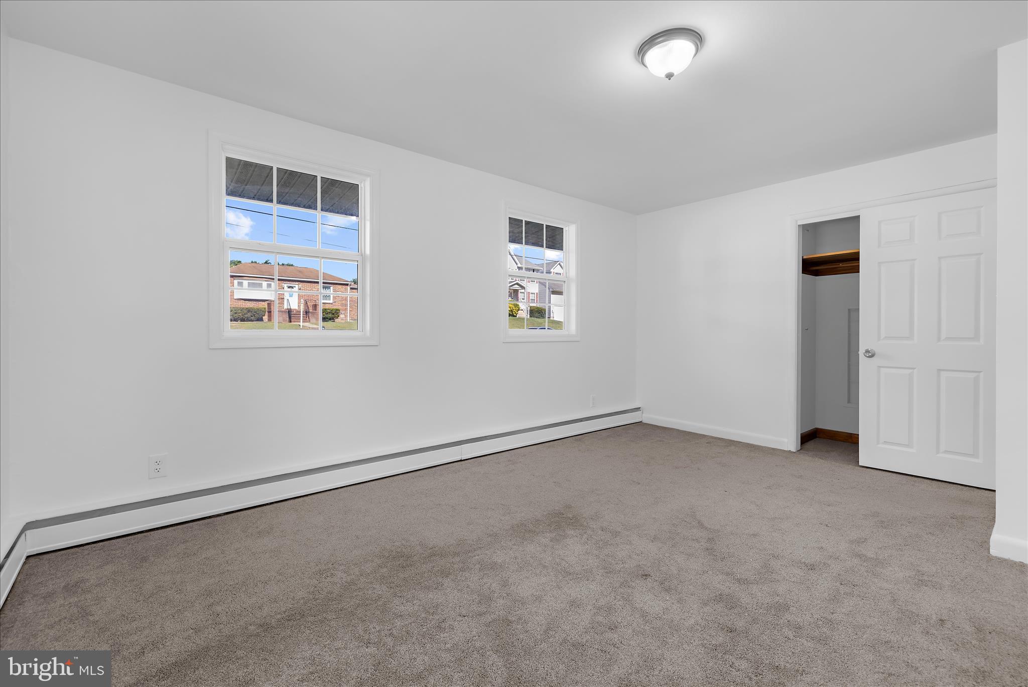 ROLAND TERRACE - Residential
