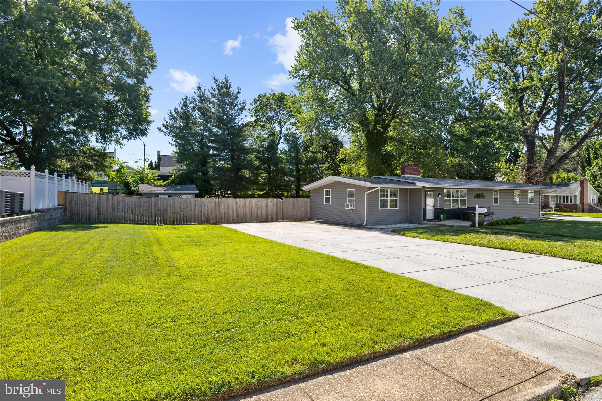ROLAND TERRACE - Residential