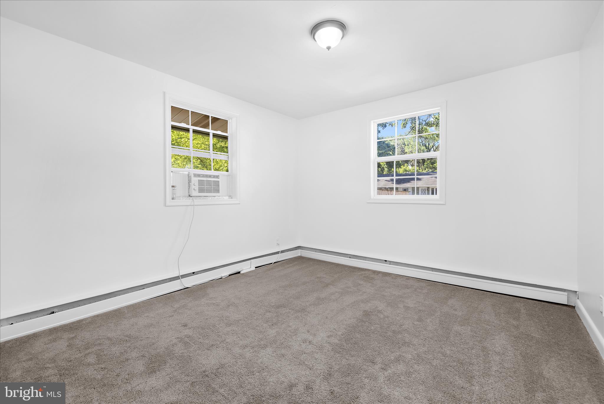 ROLAND TERRACE - Residential