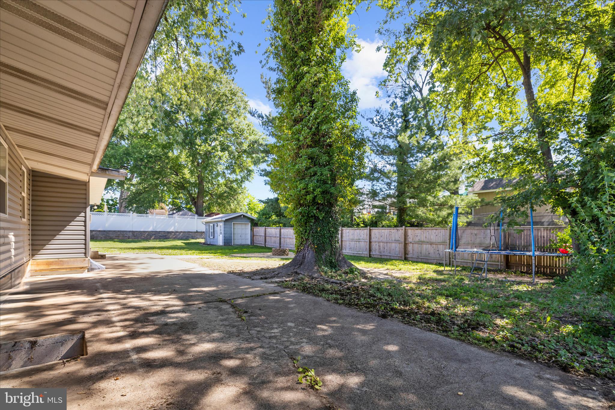 ROLAND TERRACE - Residential