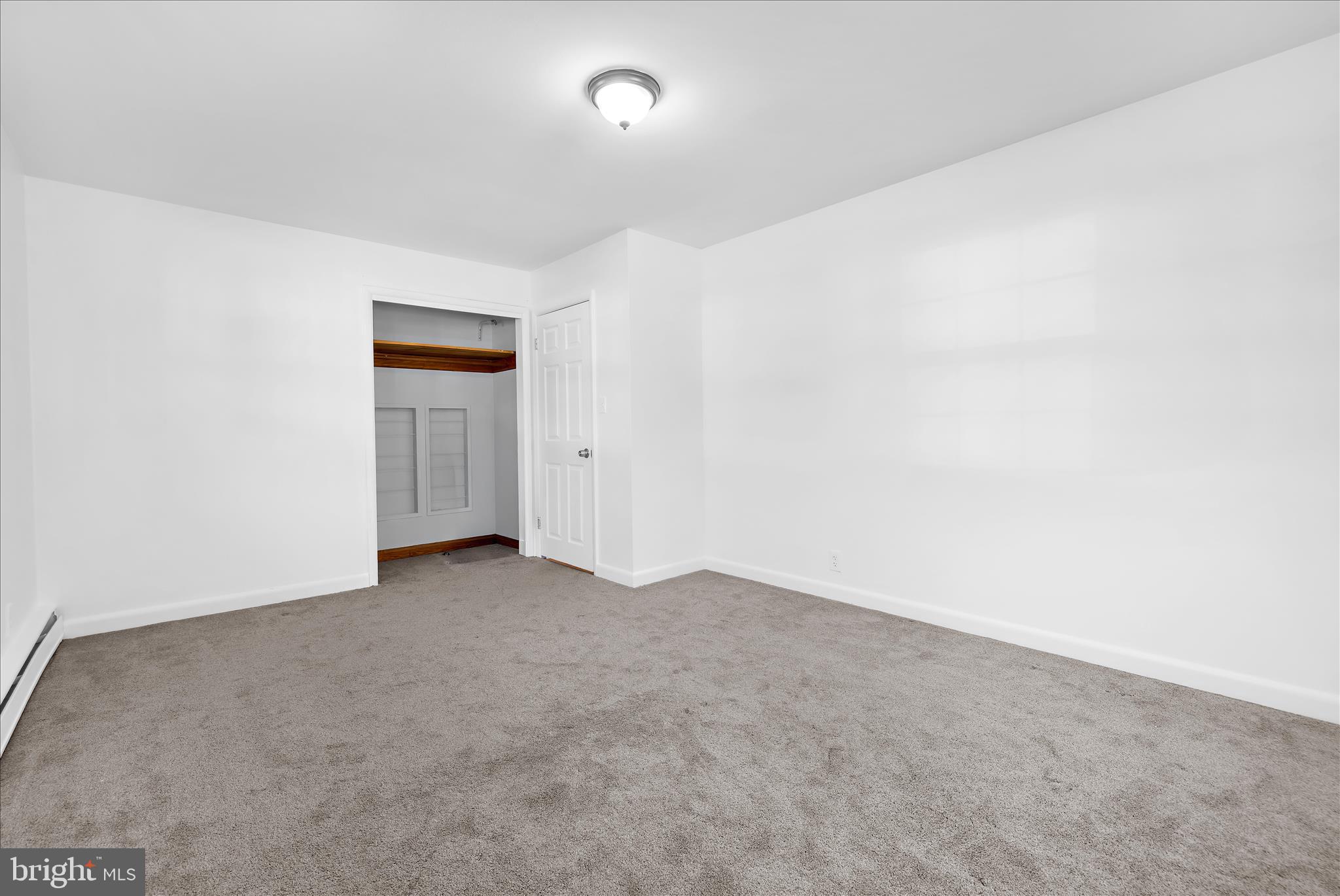 ROLAND TERRACE - Residential