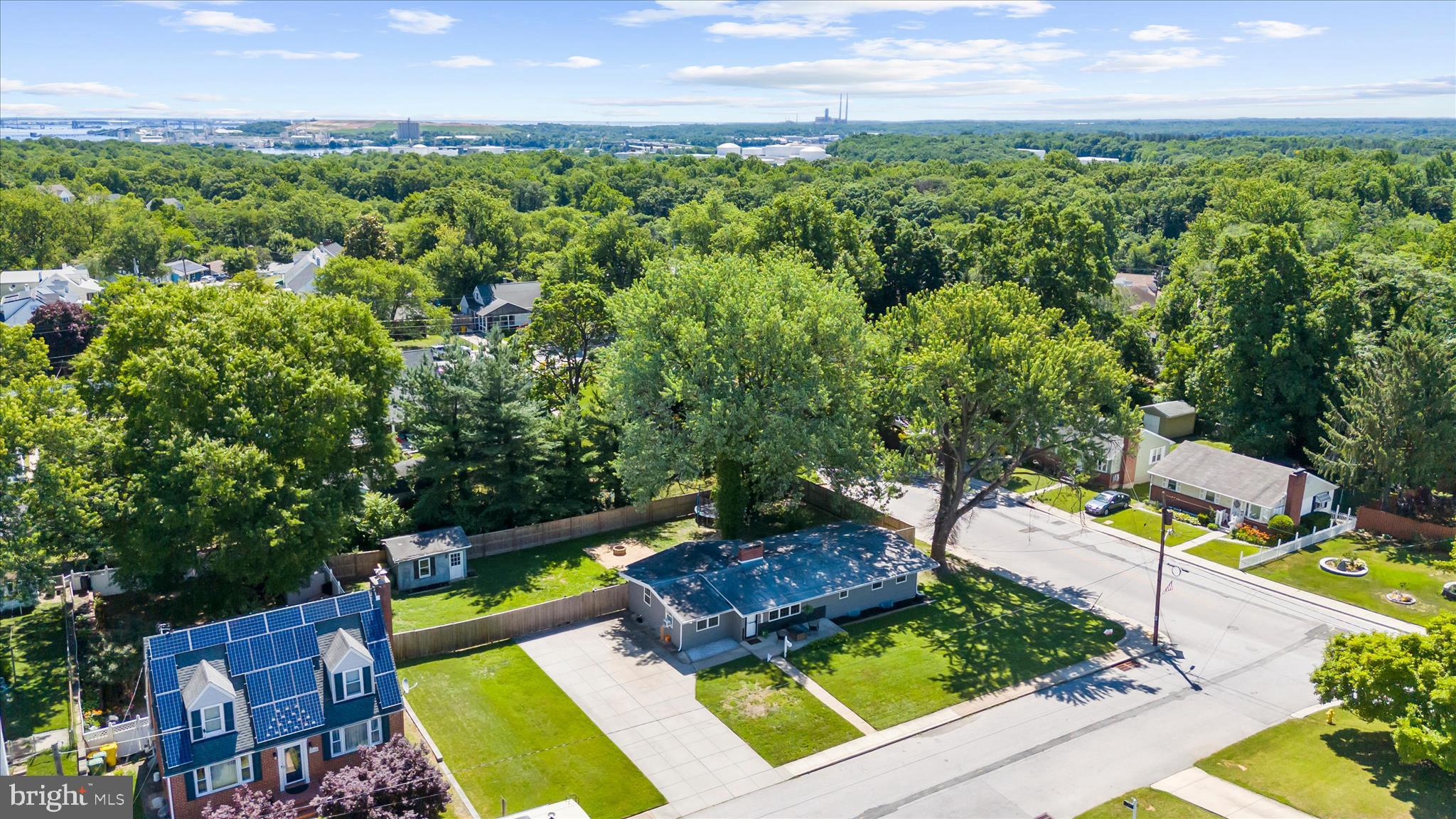 ROLAND TERRACE - Residential