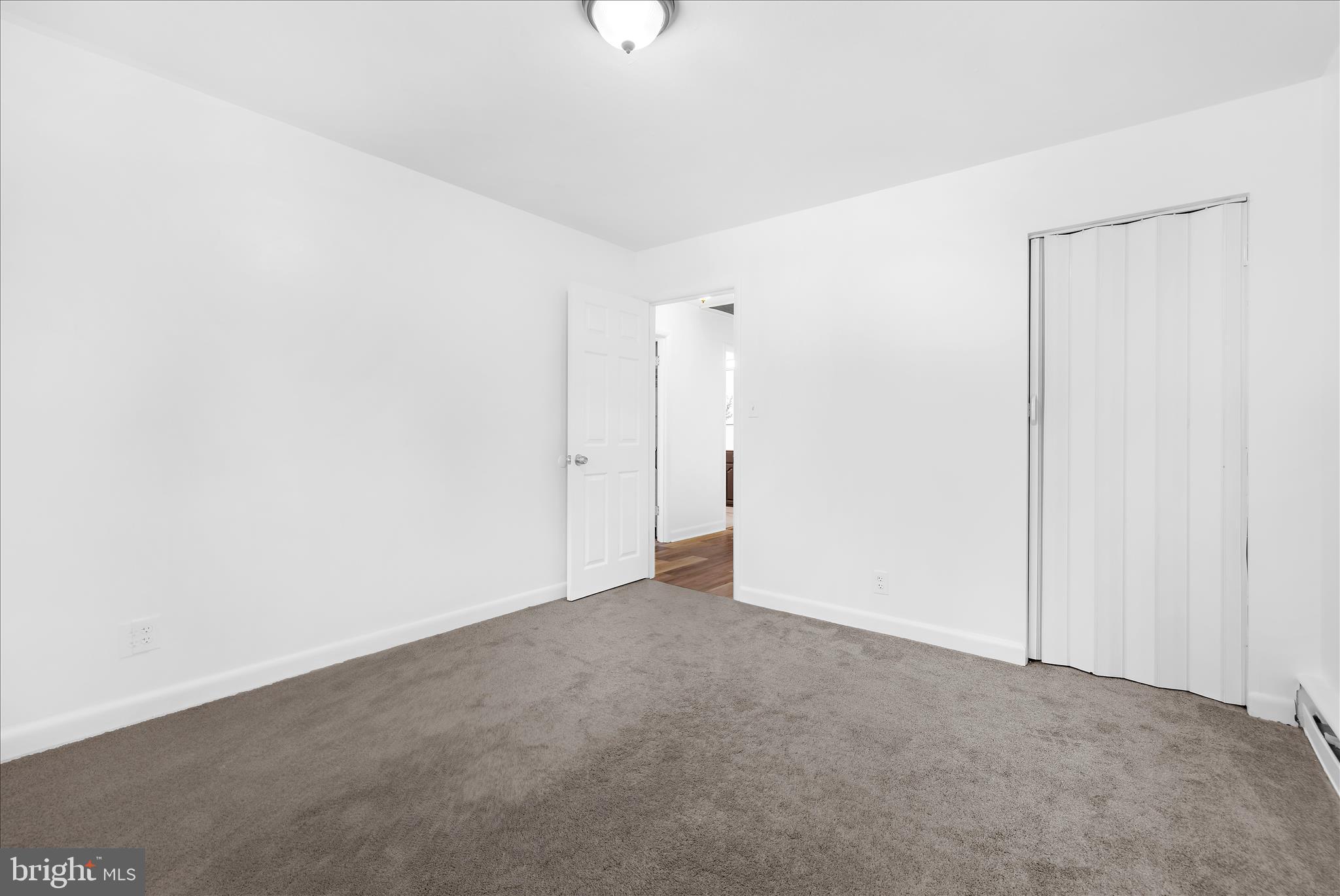 ROLAND TERRACE - Residential