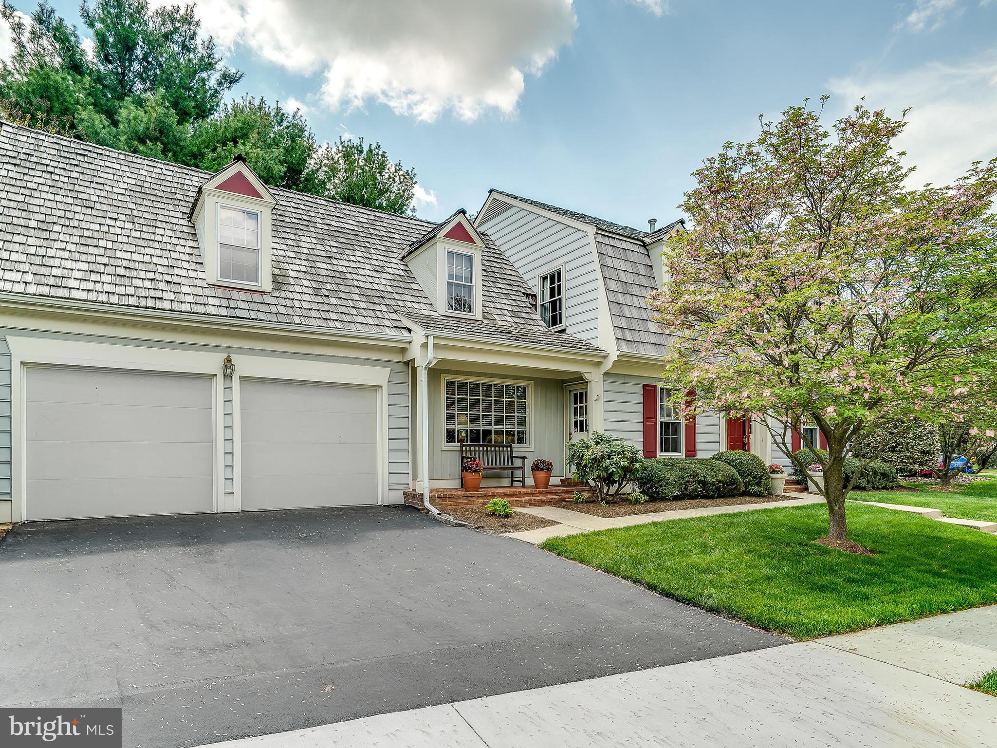 Stunning single family home in Gaithersburg! On beautifully landscaped lot featuring 4BR/3.5BA. ML w/ Brazilian cherry HW floors. Renovated eat-in kitchen w/ maple cabinetry, granite counters and ss appliances. Lg FR w/ walk-out to private fenced rear yard w/ deck, patio, and koi pond. MBR retreat w/ cedar w/in closet, and luxurious ensuite w/ double sinks and soaking tub. Finished LL w/ wet bar.