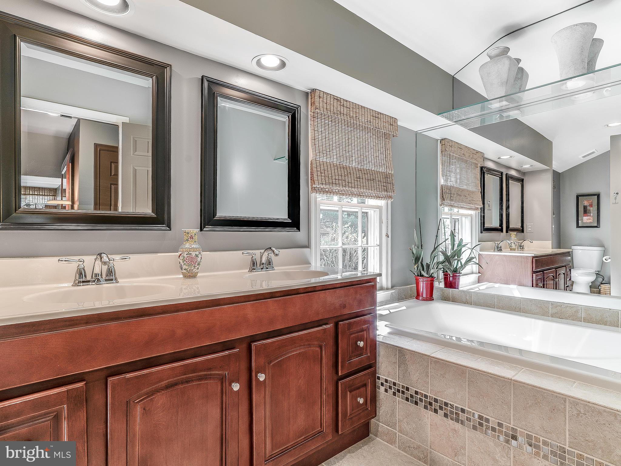 SAYBROOKE - Residential