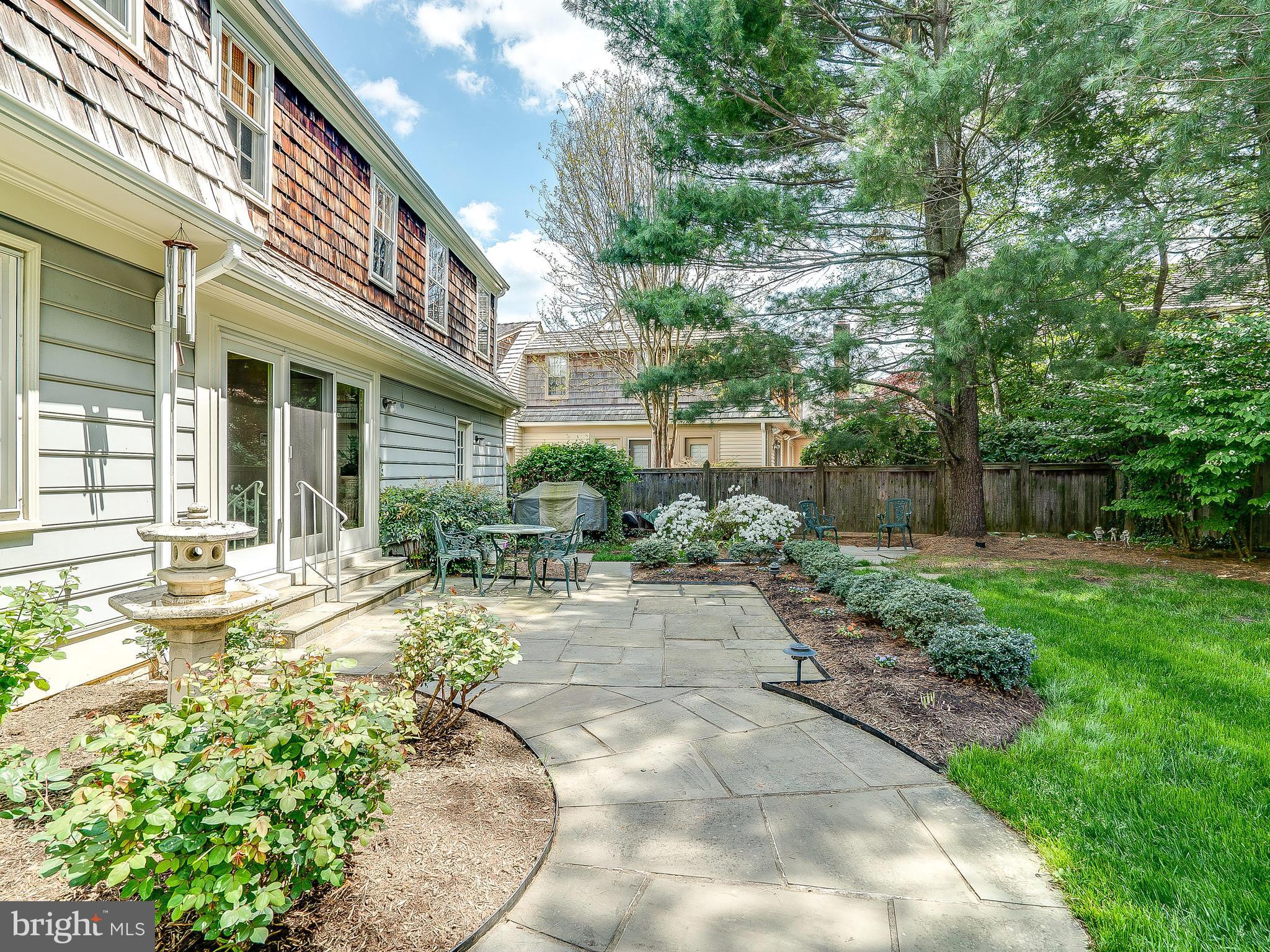 SAYBROOKE - Residential