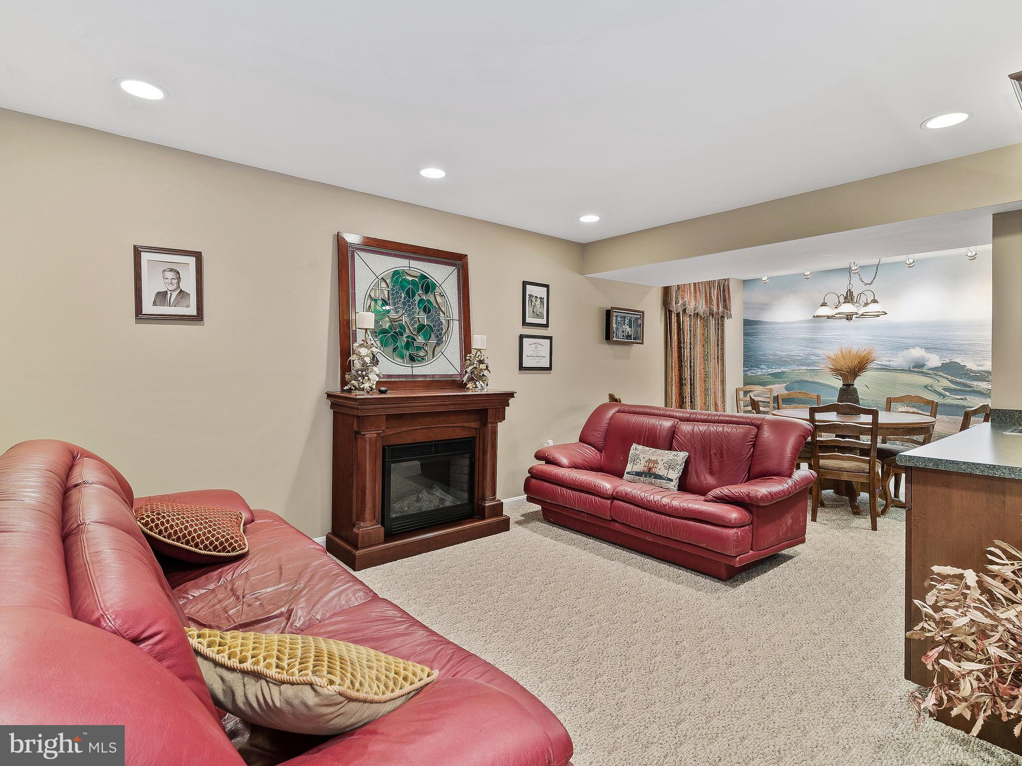 SAYBROOKE - Residential