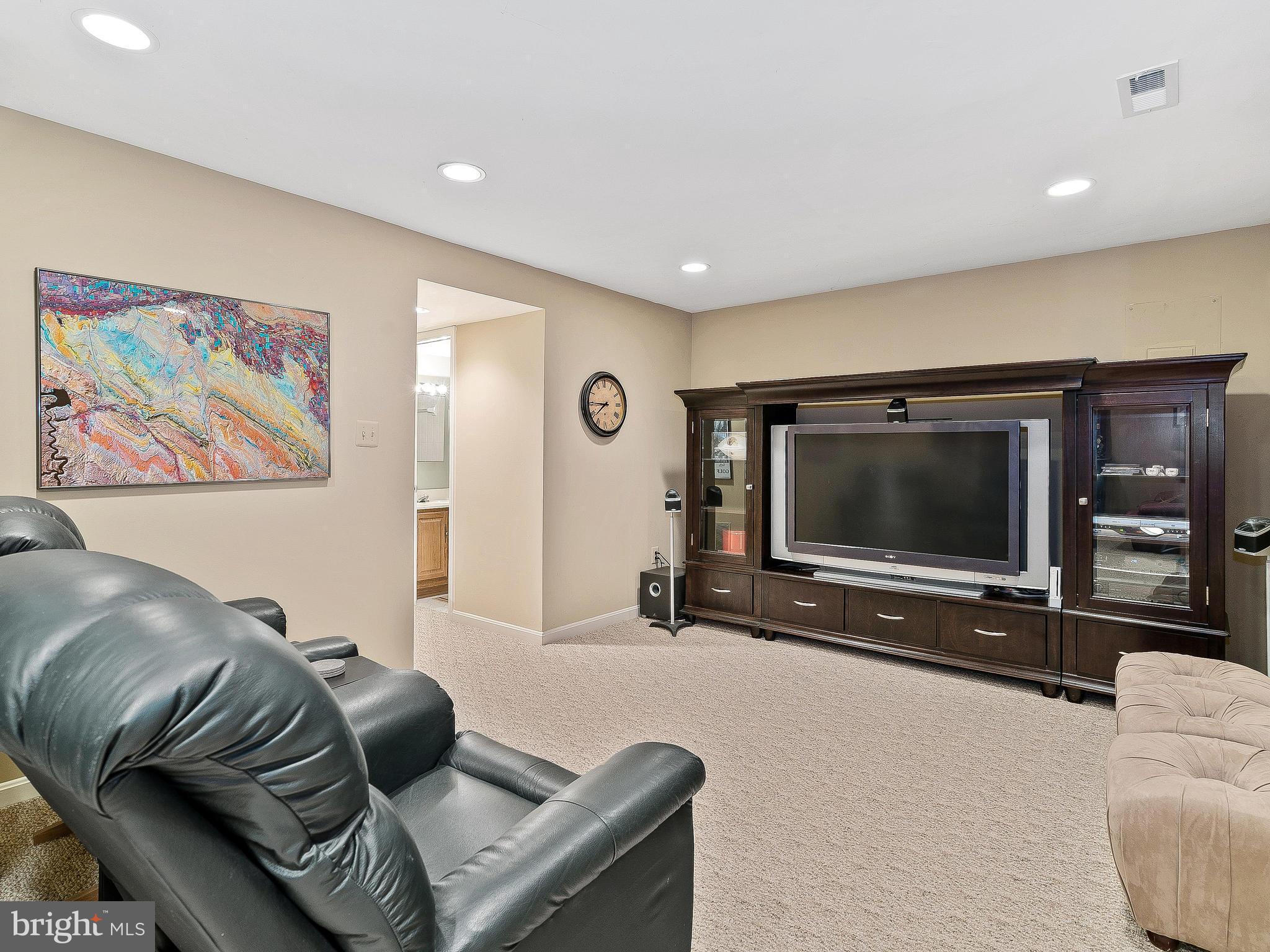 SAYBROOKE - Residential