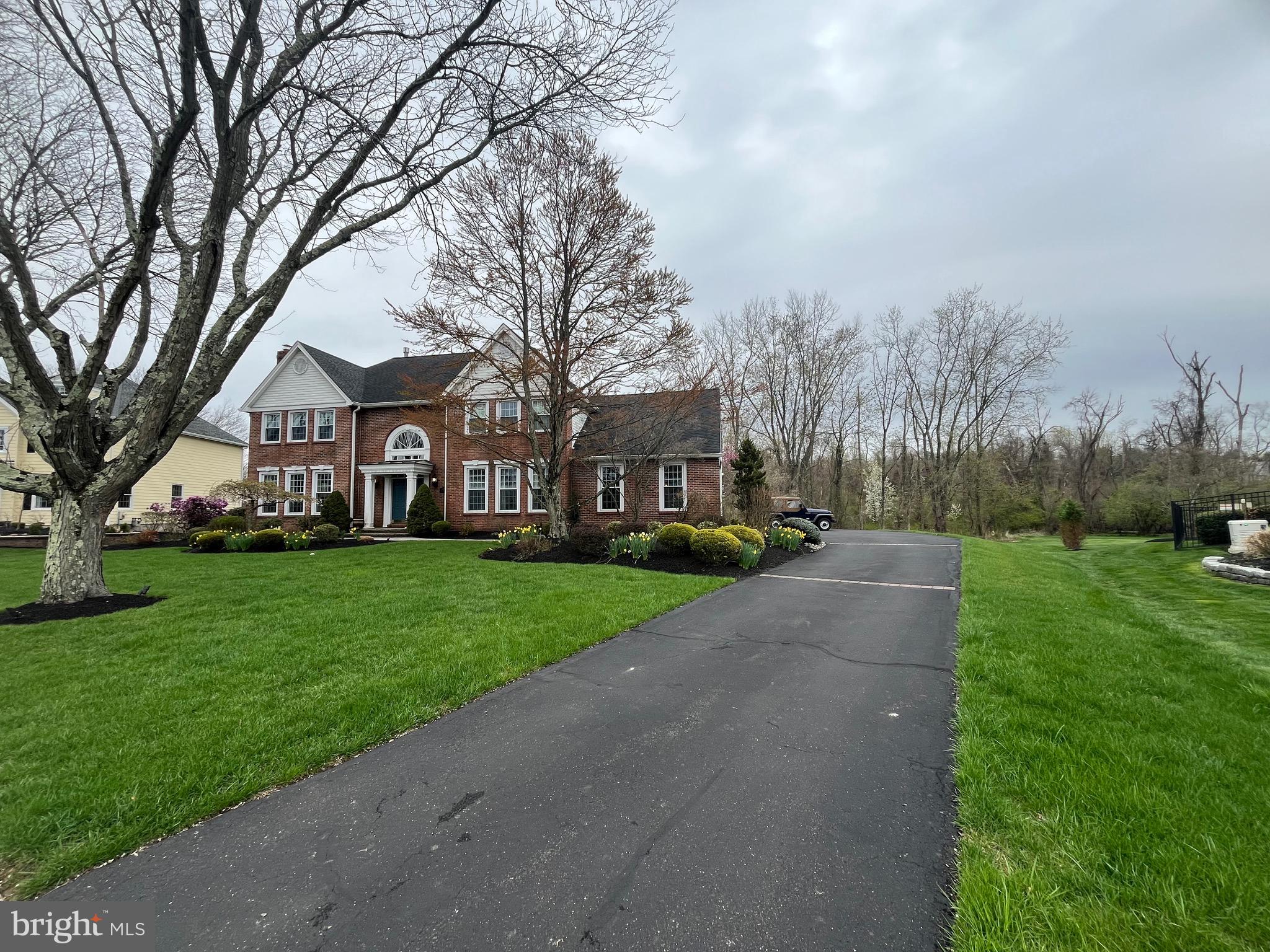 BROOKFIELD - Residential