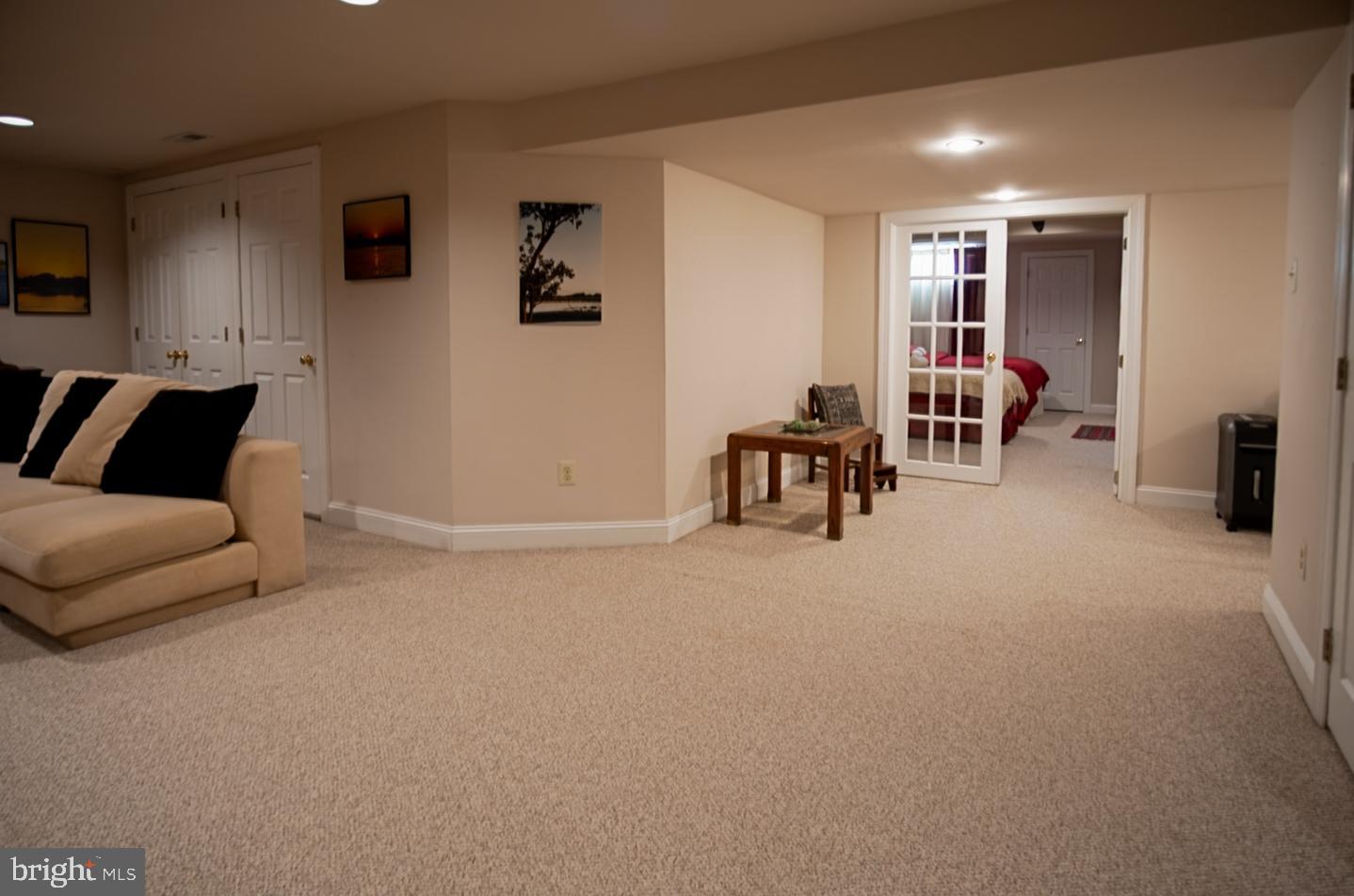 BROOKFIELD - Residential