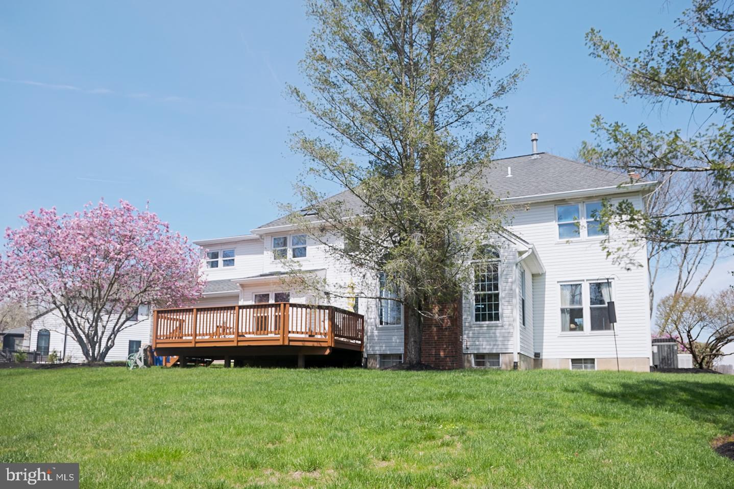 BROOKFIELD - Residential
