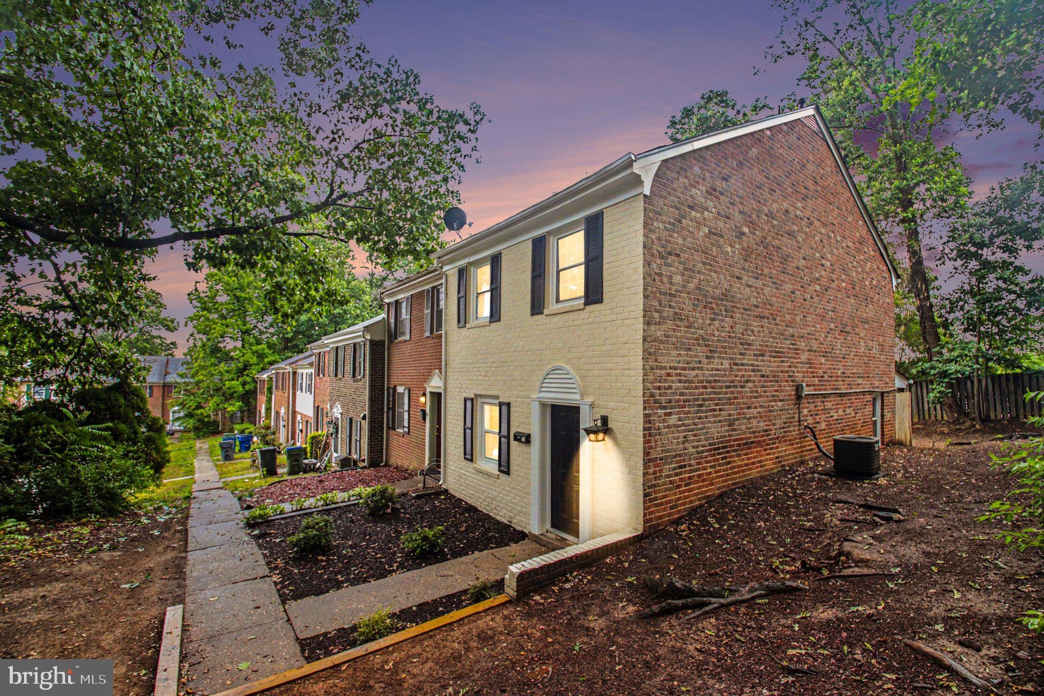OLDE GREENWICH - Residential