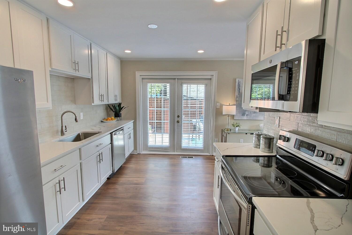 PARTRIDGE PLACE - Residential