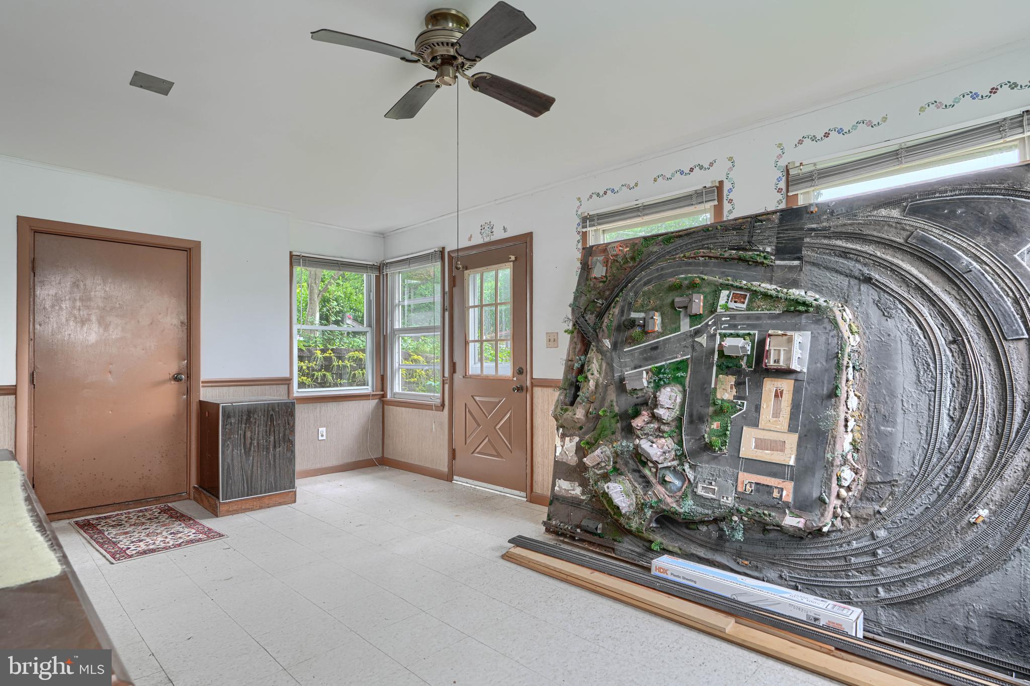 EDGE MEAD - Residential