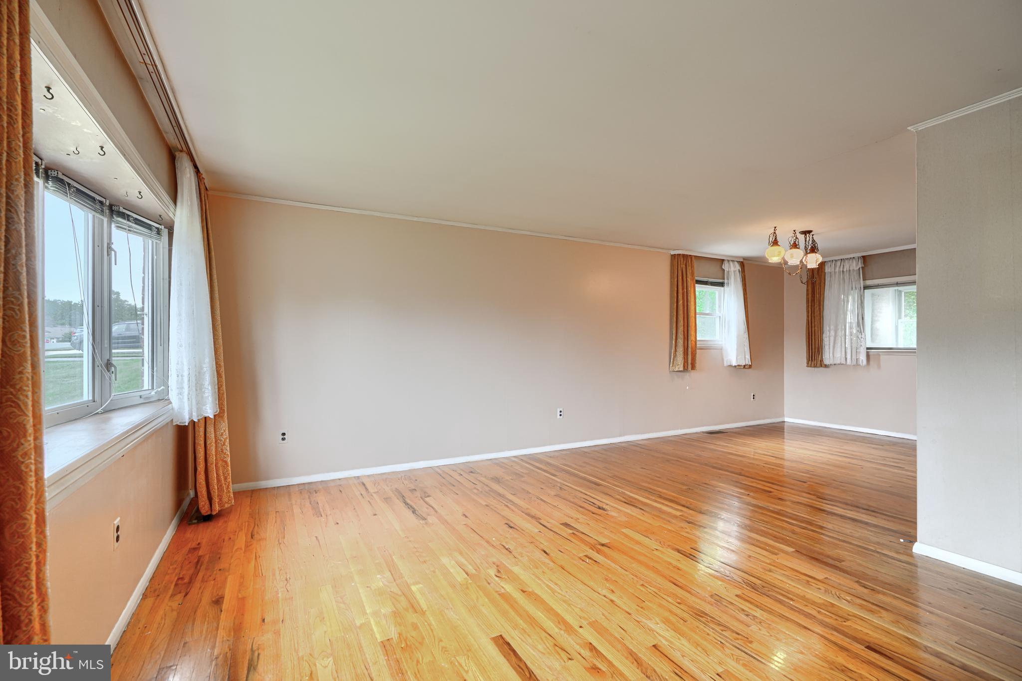 EDGE MEAD - Residential