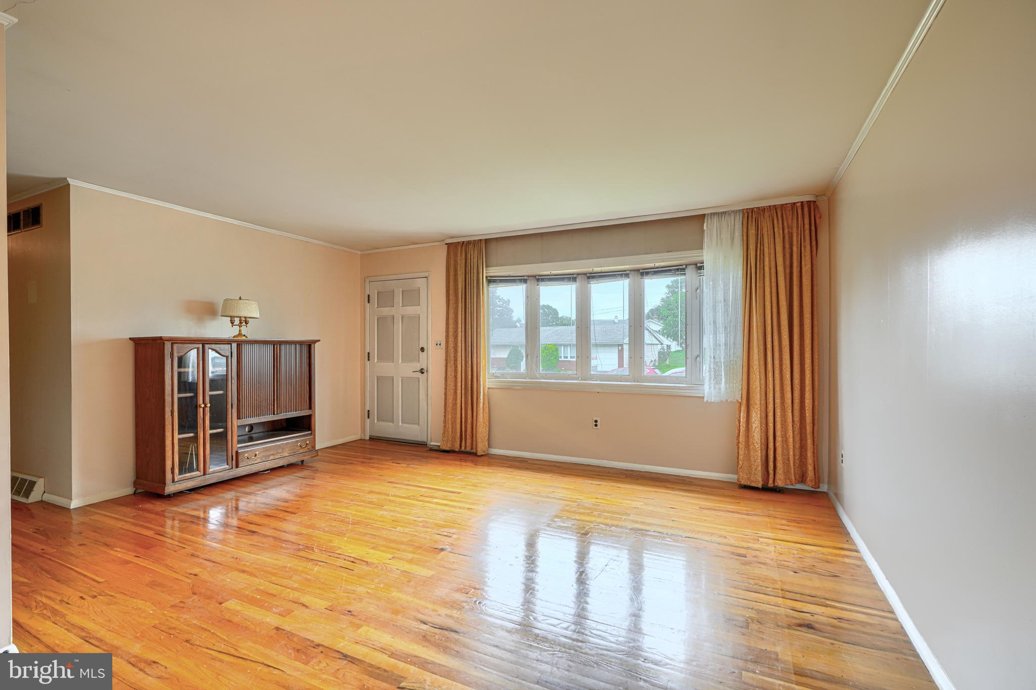 EDGE MEAD - Residential