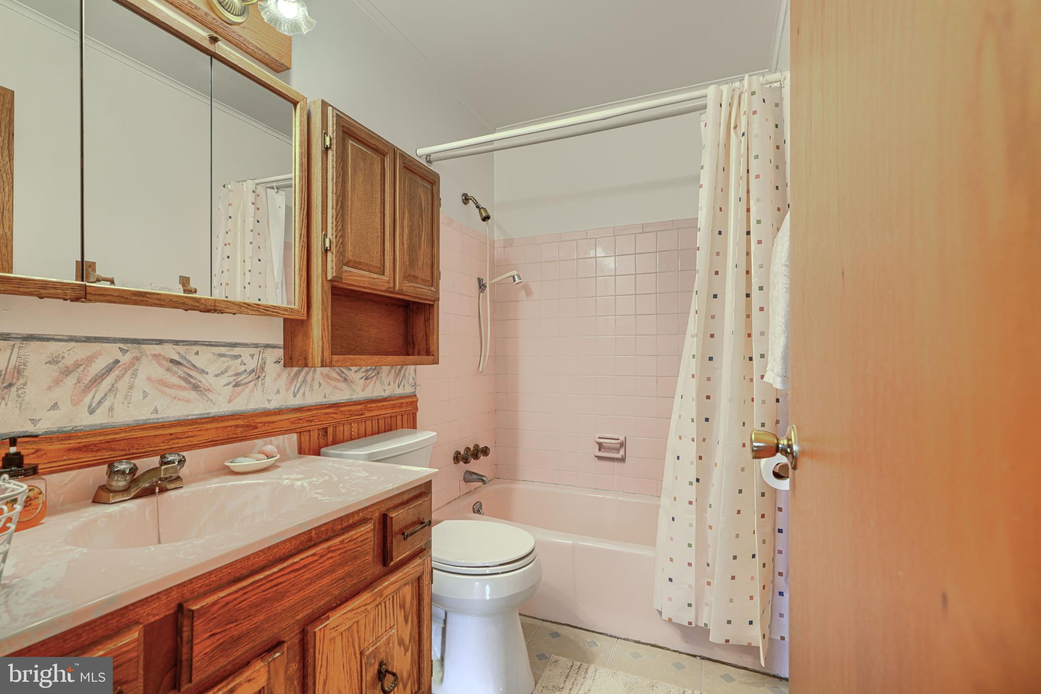 EDGE MEAD - Residential