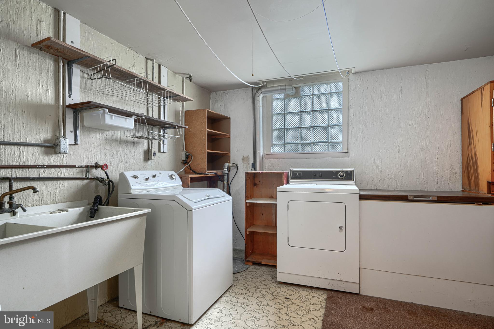 EDGE MEAD - Residential