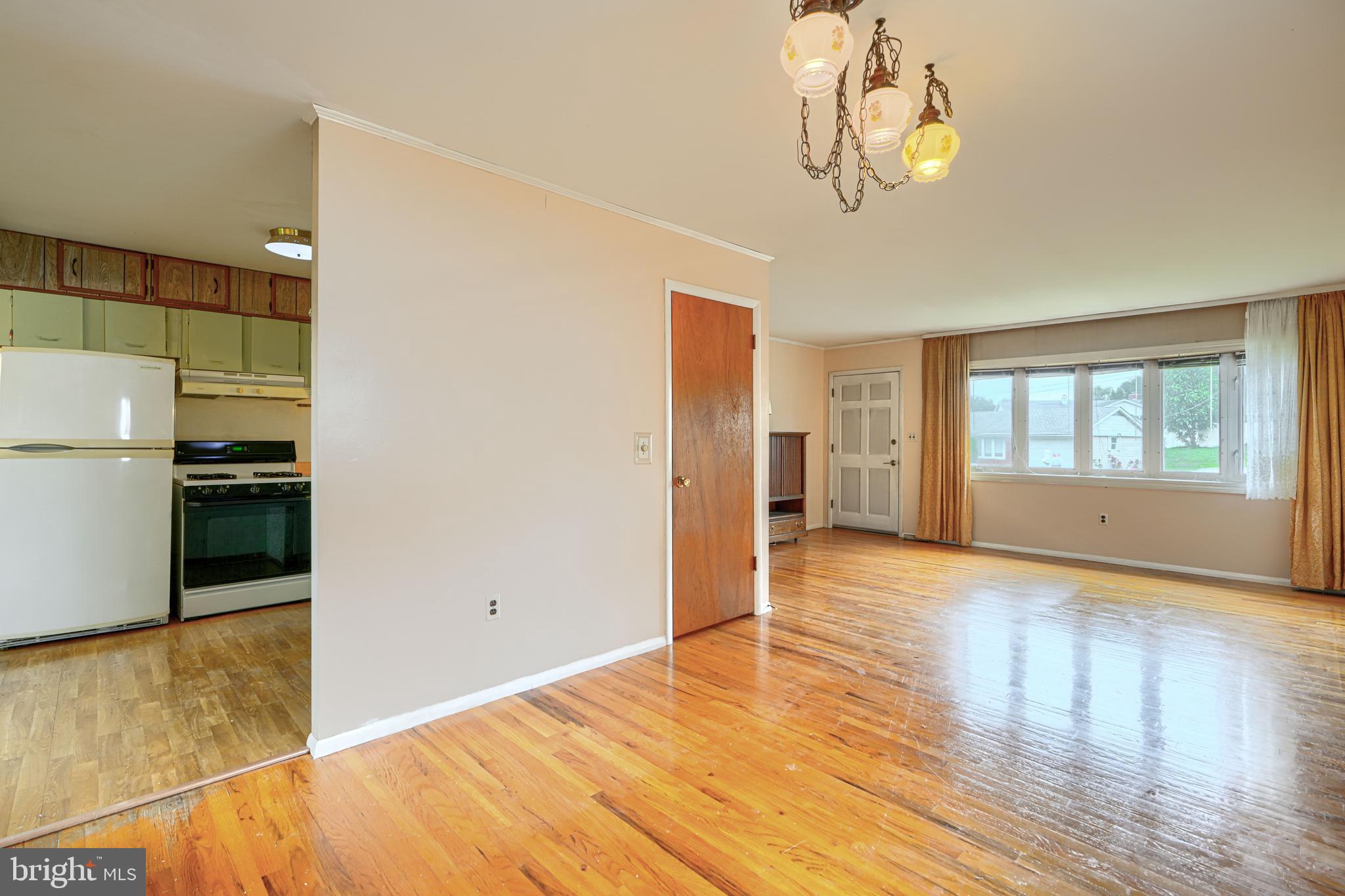 EDGE MEAD - Residential