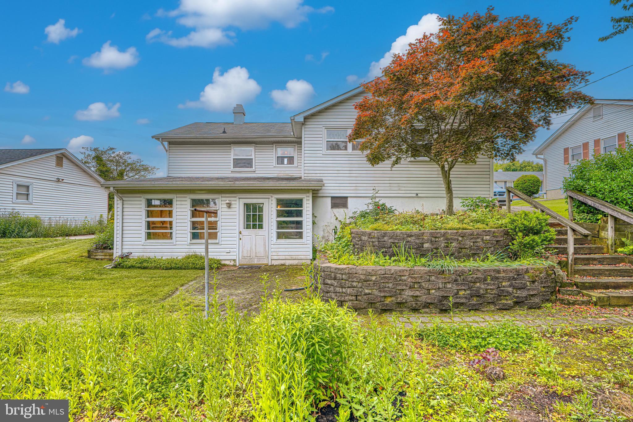 EDGE MEAD - Residential