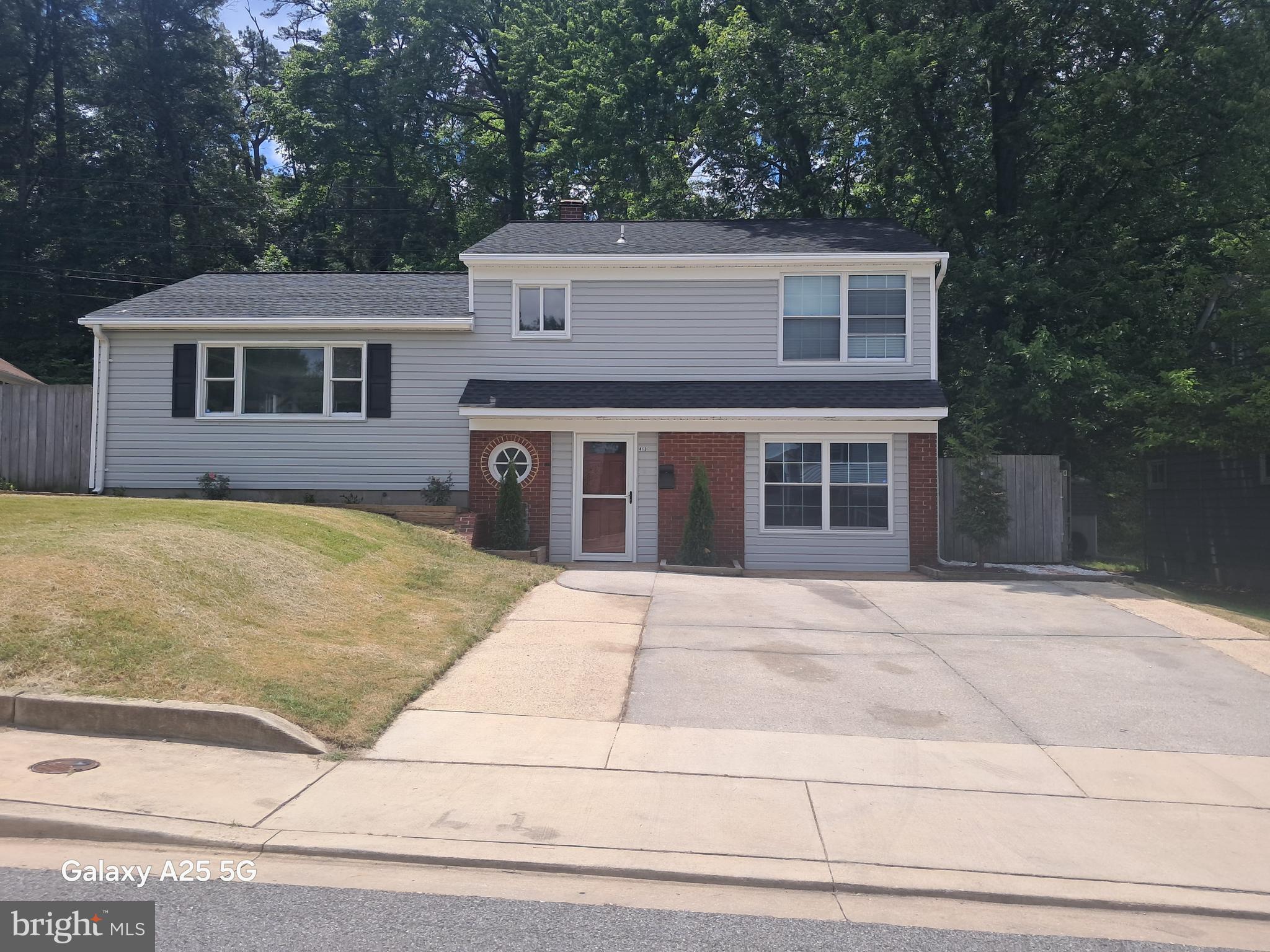 Beautiful home, 3 bed, 3.5 bath fully renovated with a huge open kitchen with hardwood floors, stainless steel appliance. Newer roof. Best home in Glen Burnie Park. All renovation was done in 2026.
