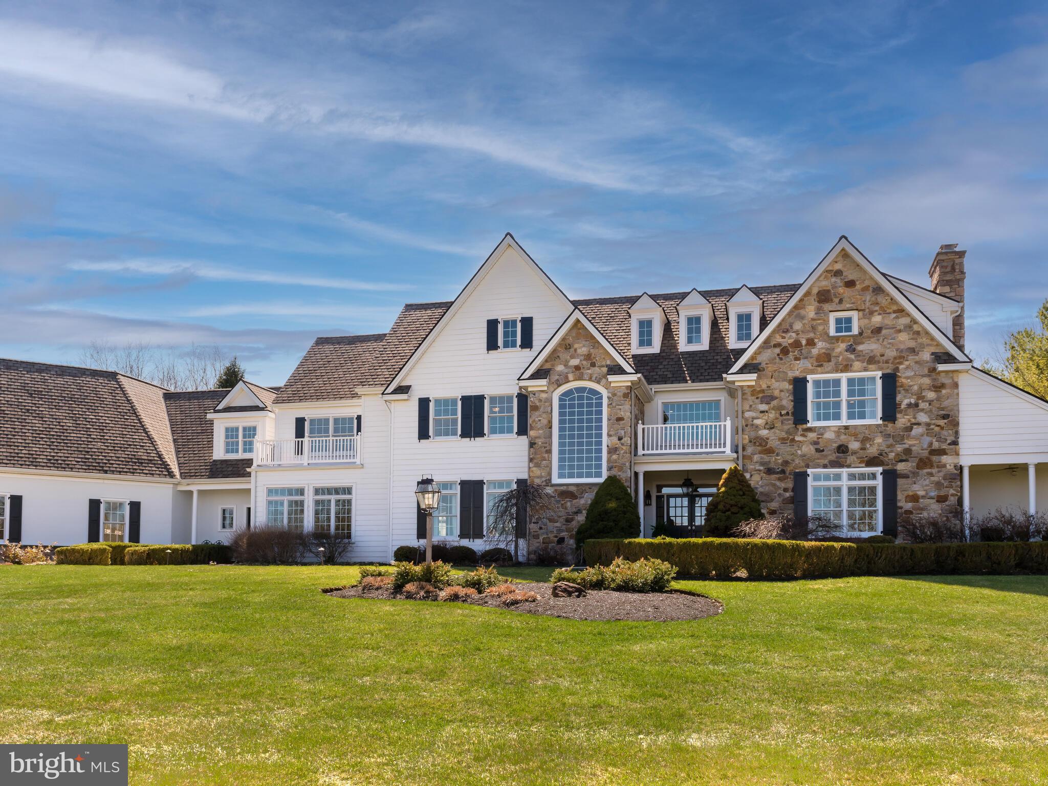 DOUGLASS LANE - Residential