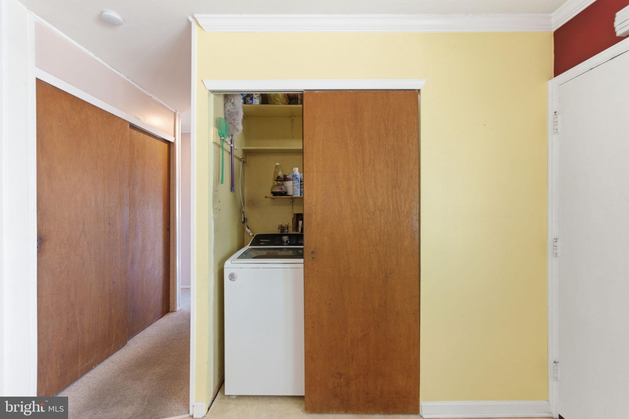LEVITTOWN - Residential