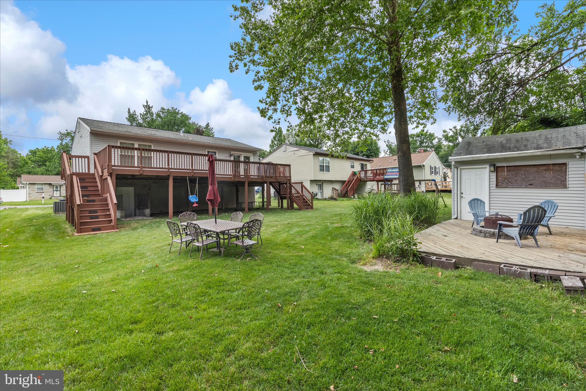 CATONSVILLE MANOR - Residential