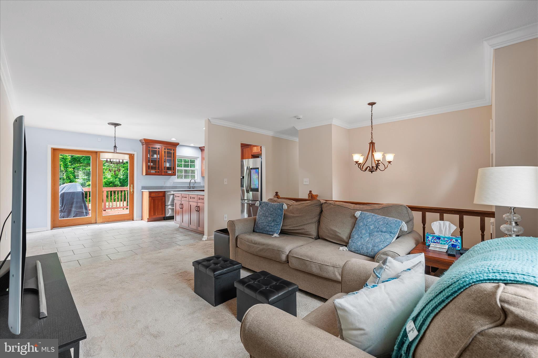 CATONSVILLE MANOR - Residential