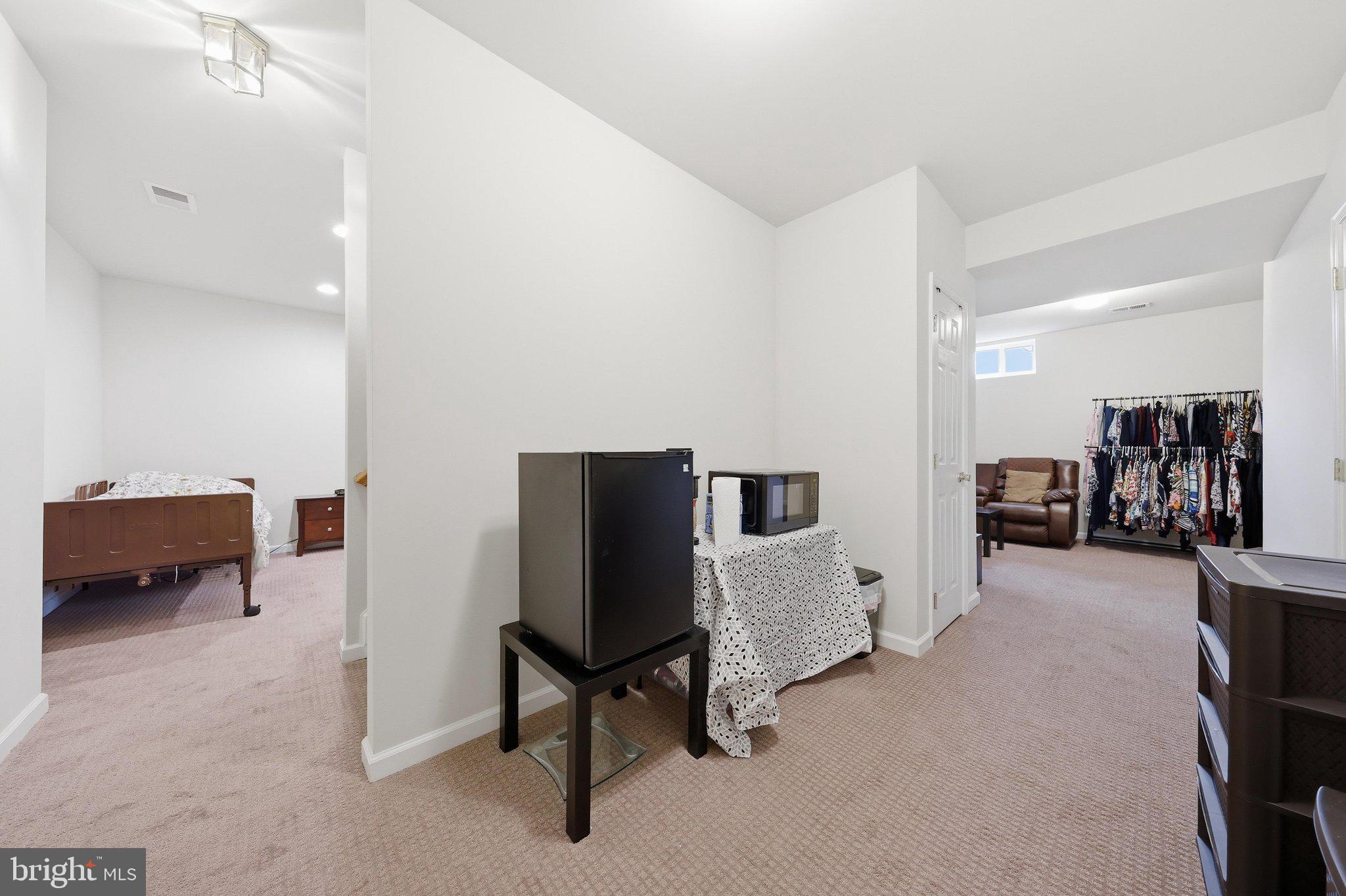 RIVER CREST II - Residential