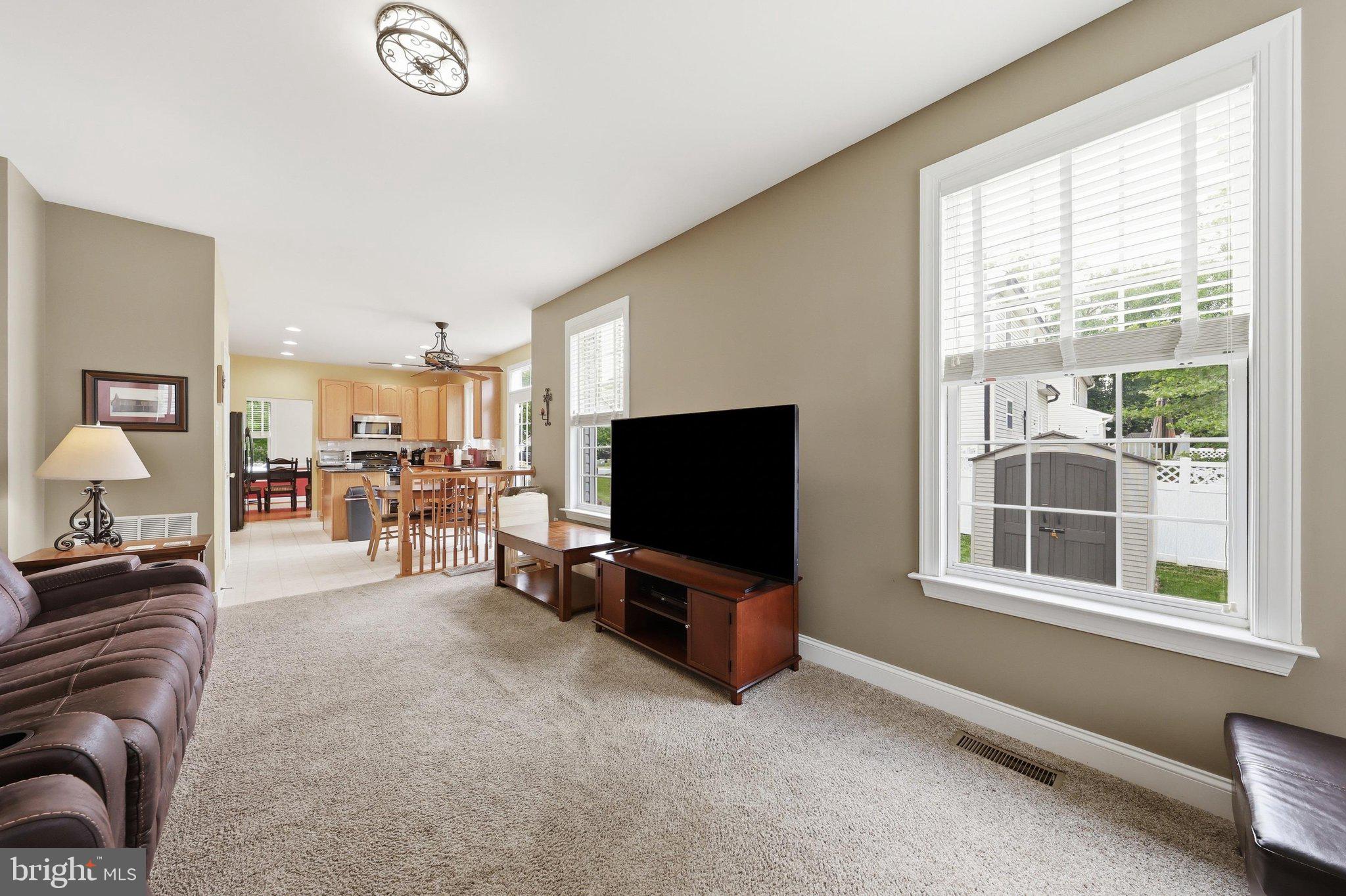 RIVER CREST II - Residential