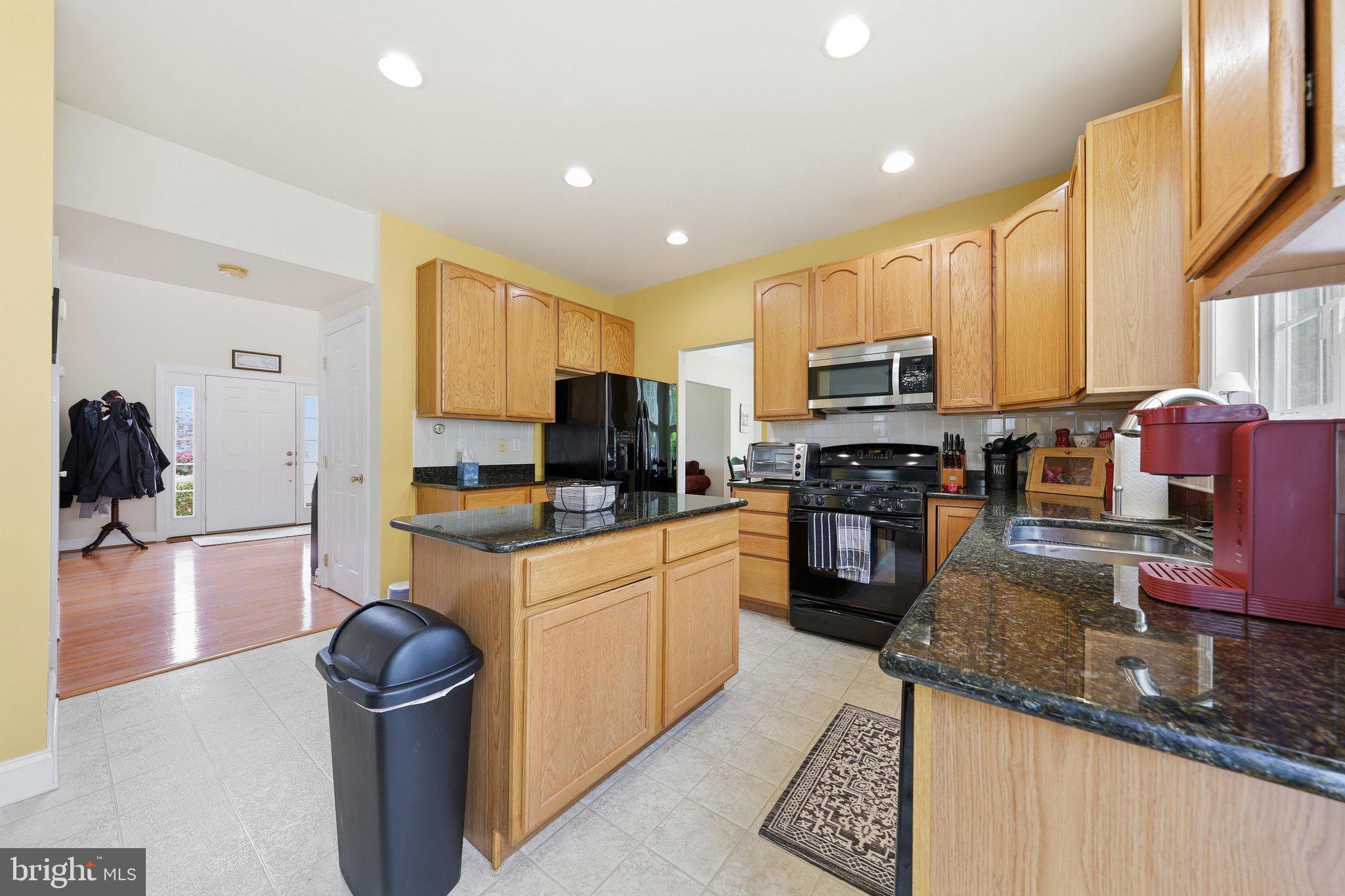 RIVER CREST II - Residential