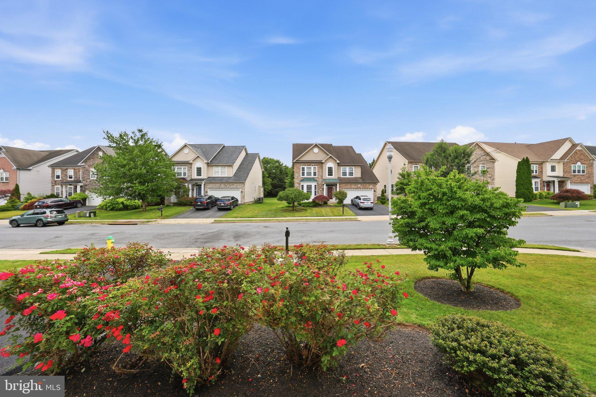 RIVER CREST II - Residential
