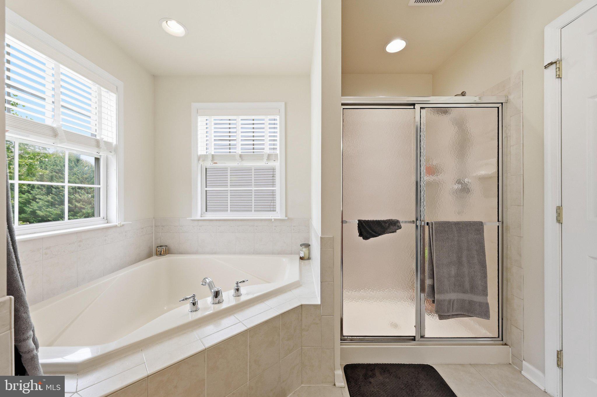 RIVER CREST II - Residential