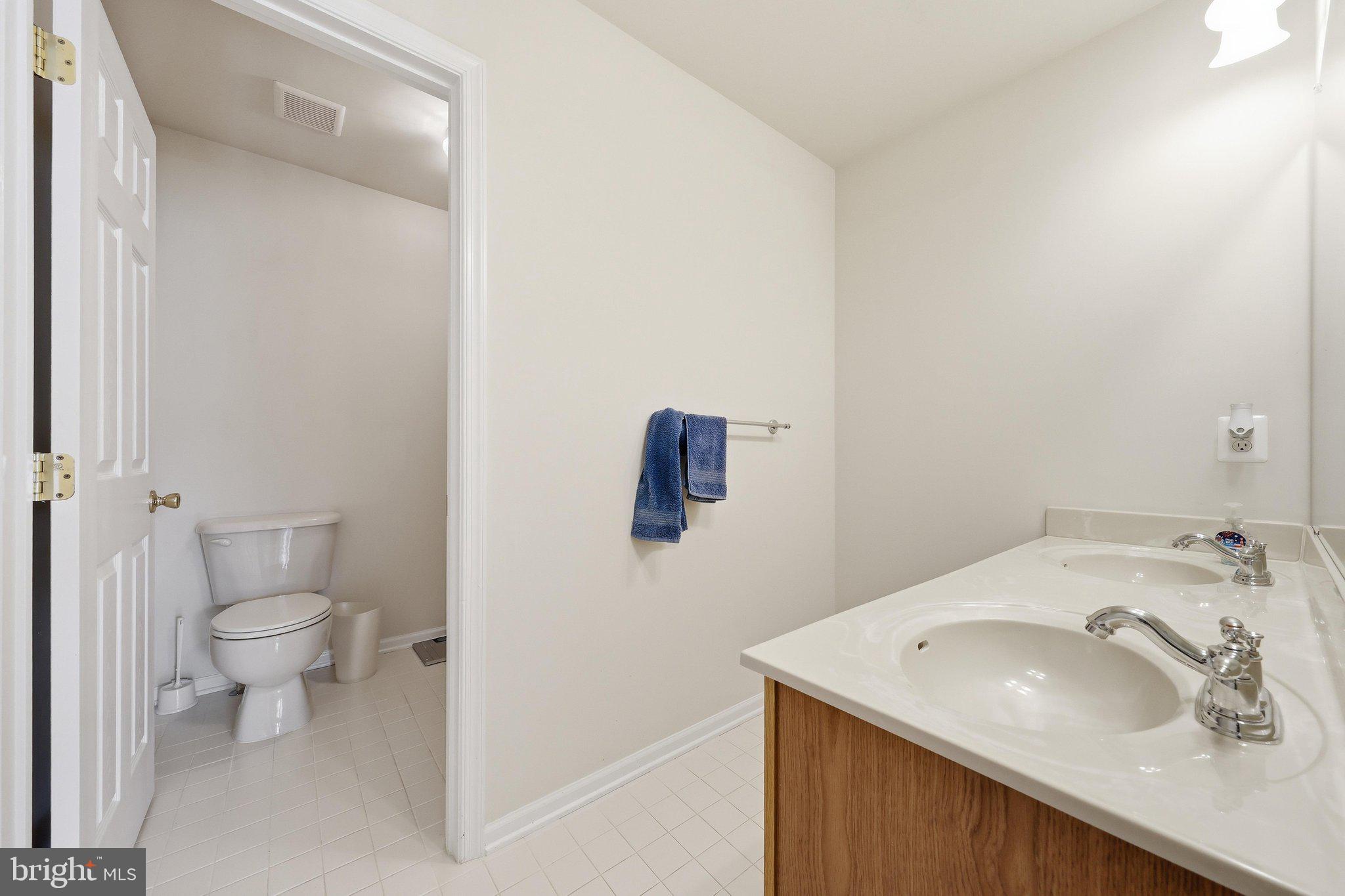 RIVER CREST II - Residential