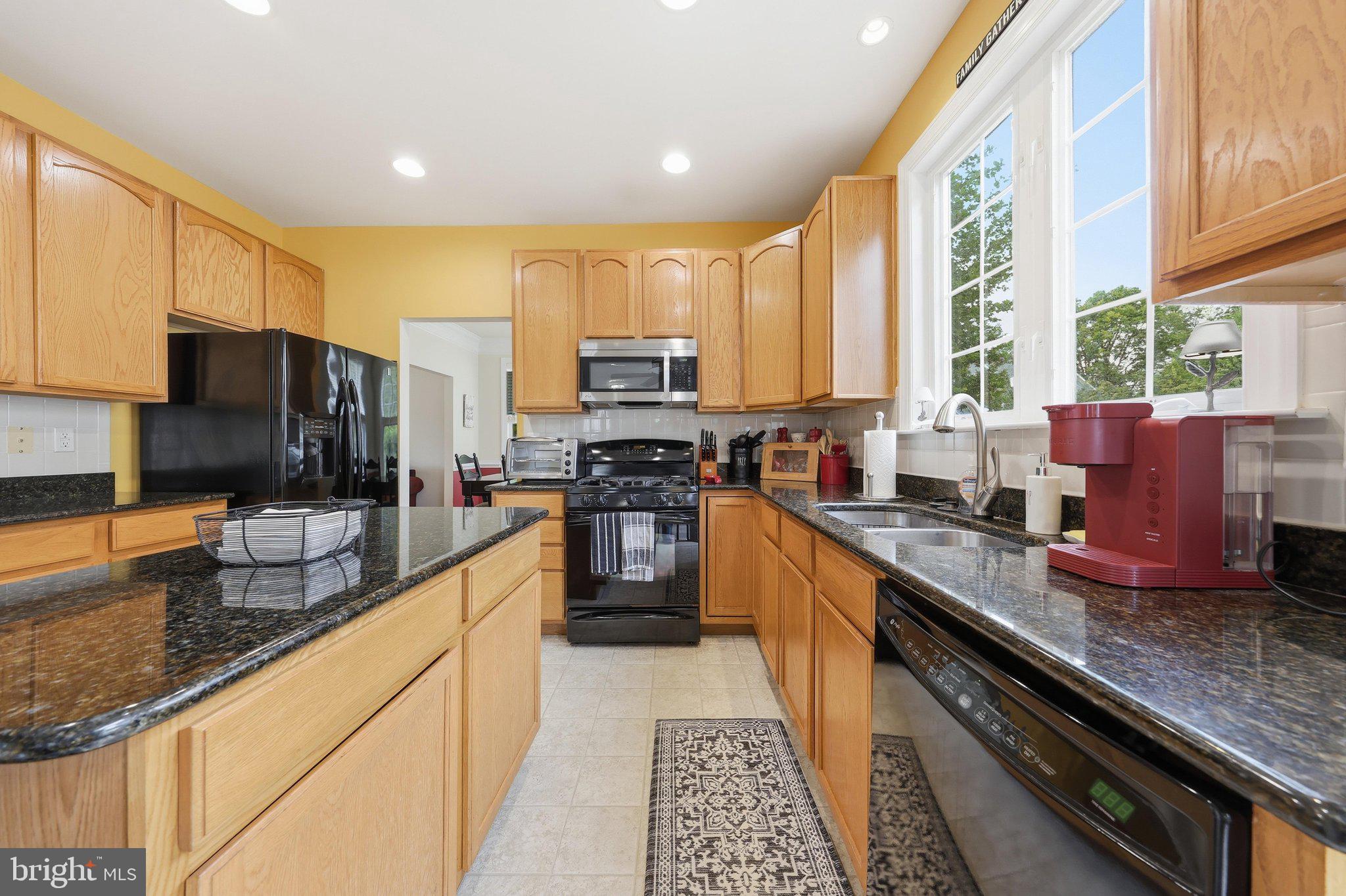RIVER CREST II - Residential