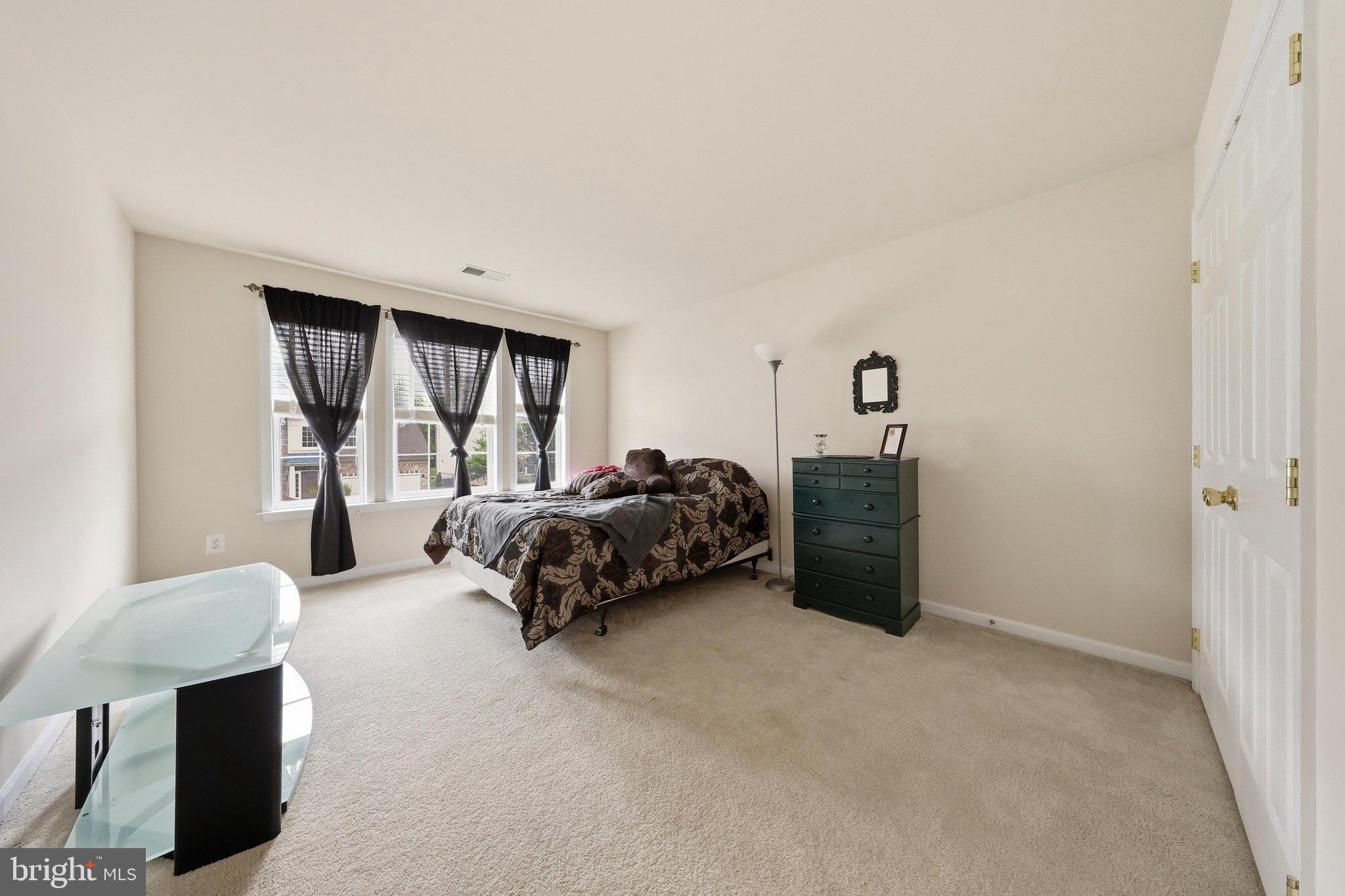 RIVER CREST II - Residential