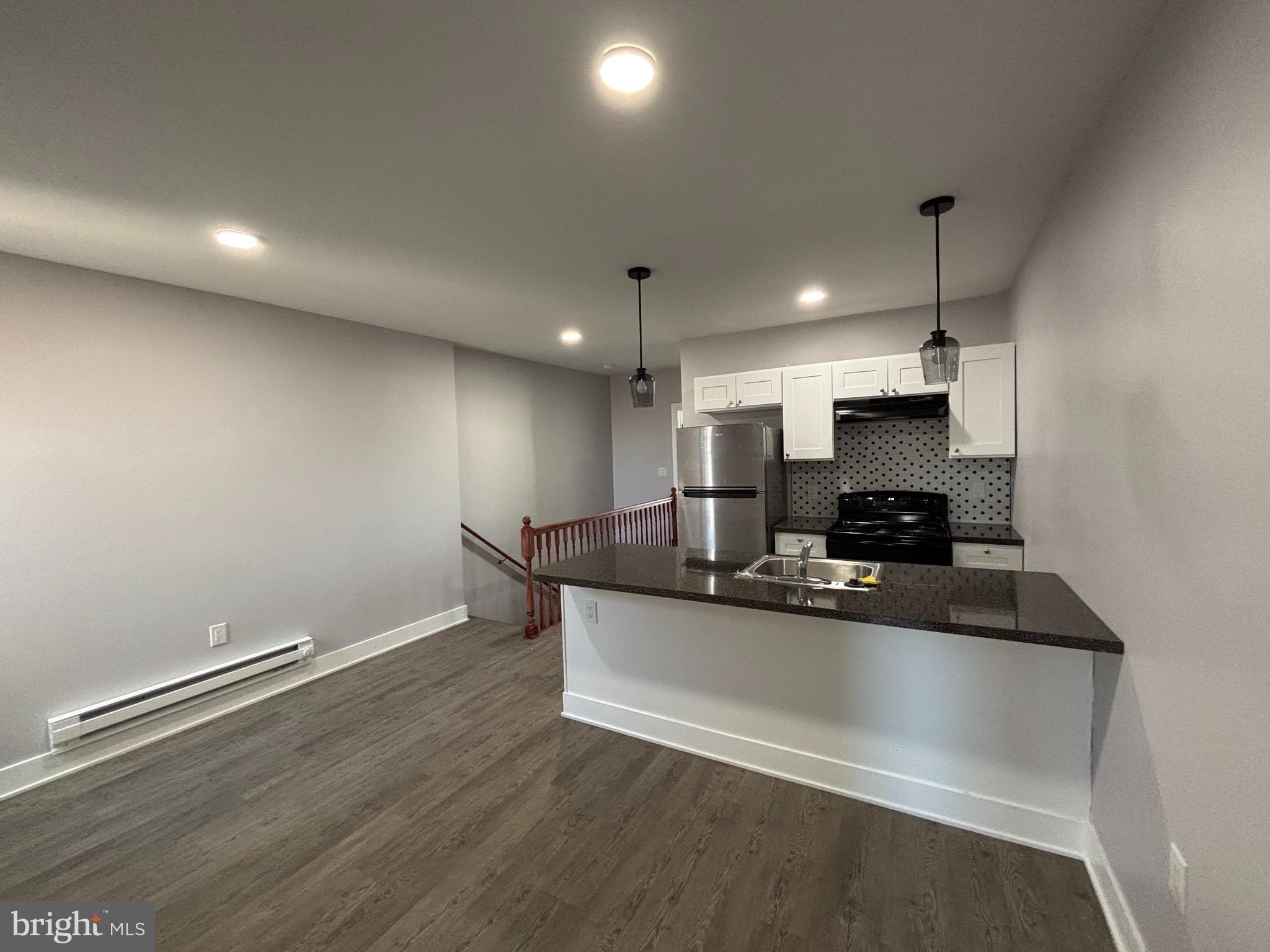 LOGAN - Residential Lease
