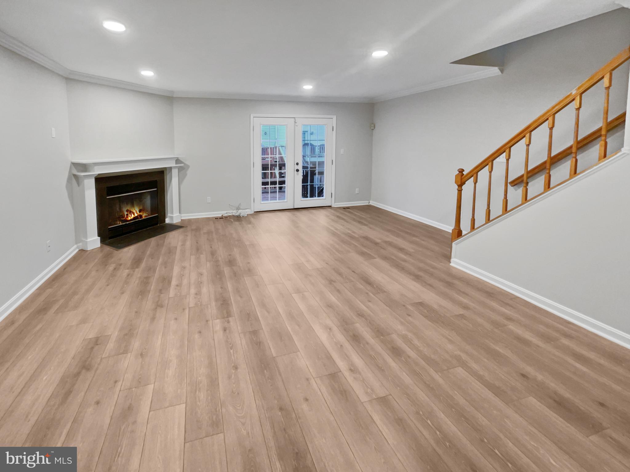 ROXBURY OF MT VERNON - Residential