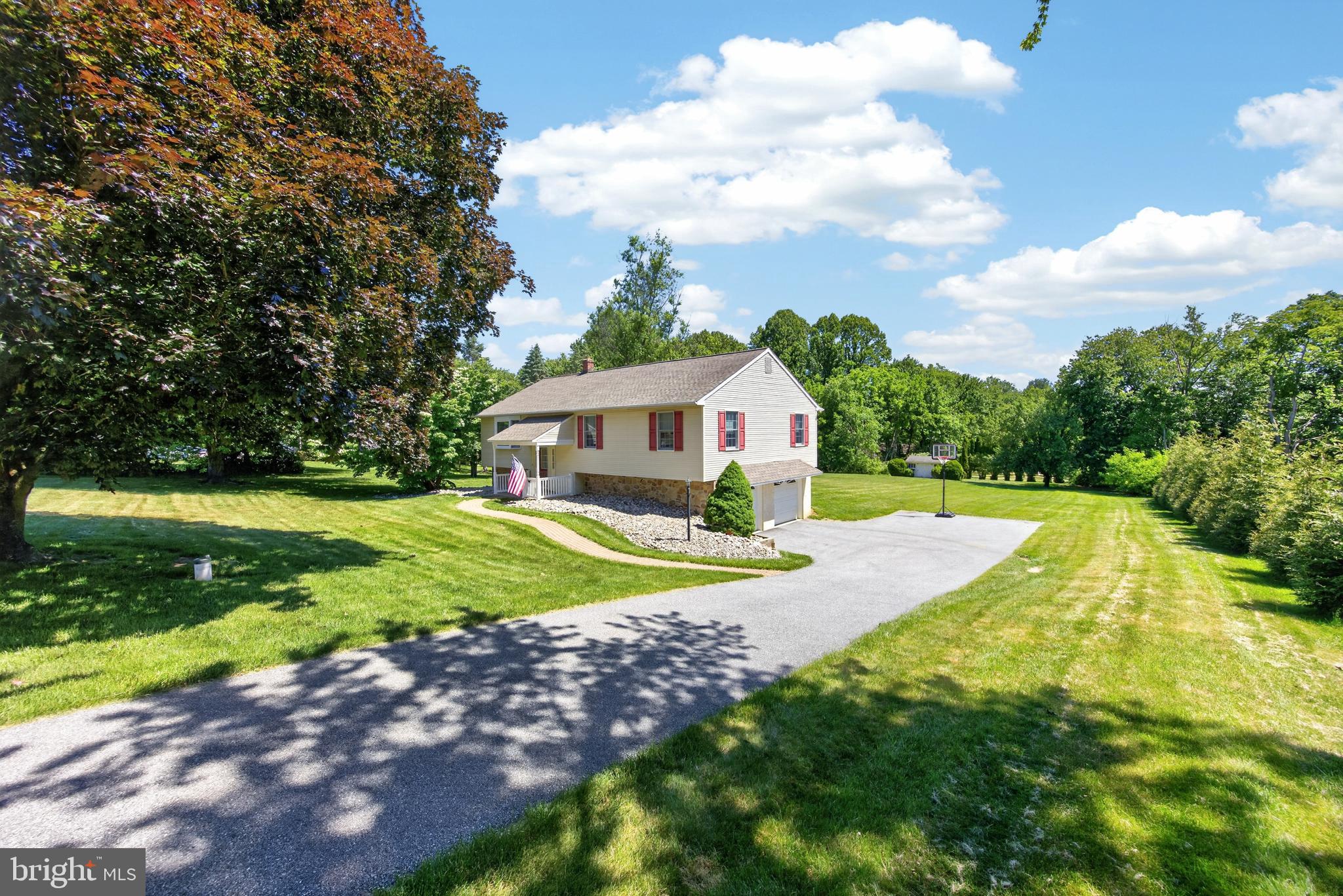 SHERWOOD MANOR - Residential