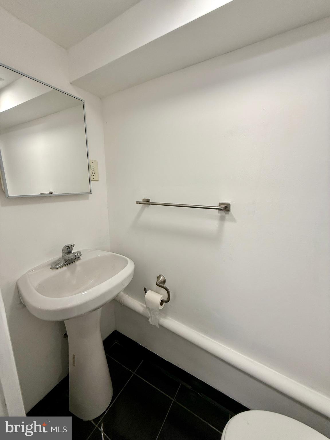 WEST OAK LANE - Residential