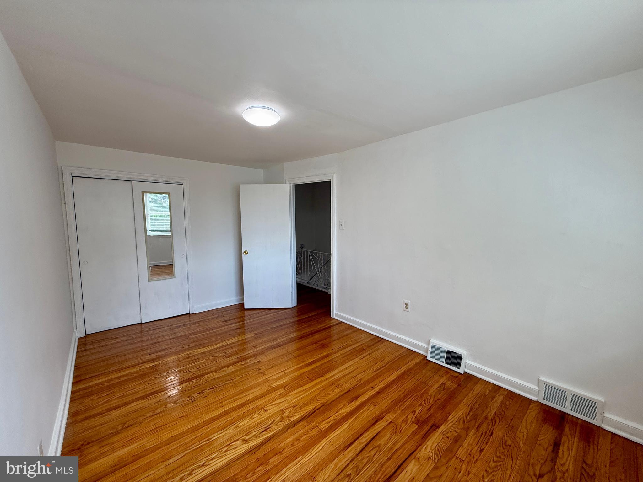 WEST OAK LANE - Residential