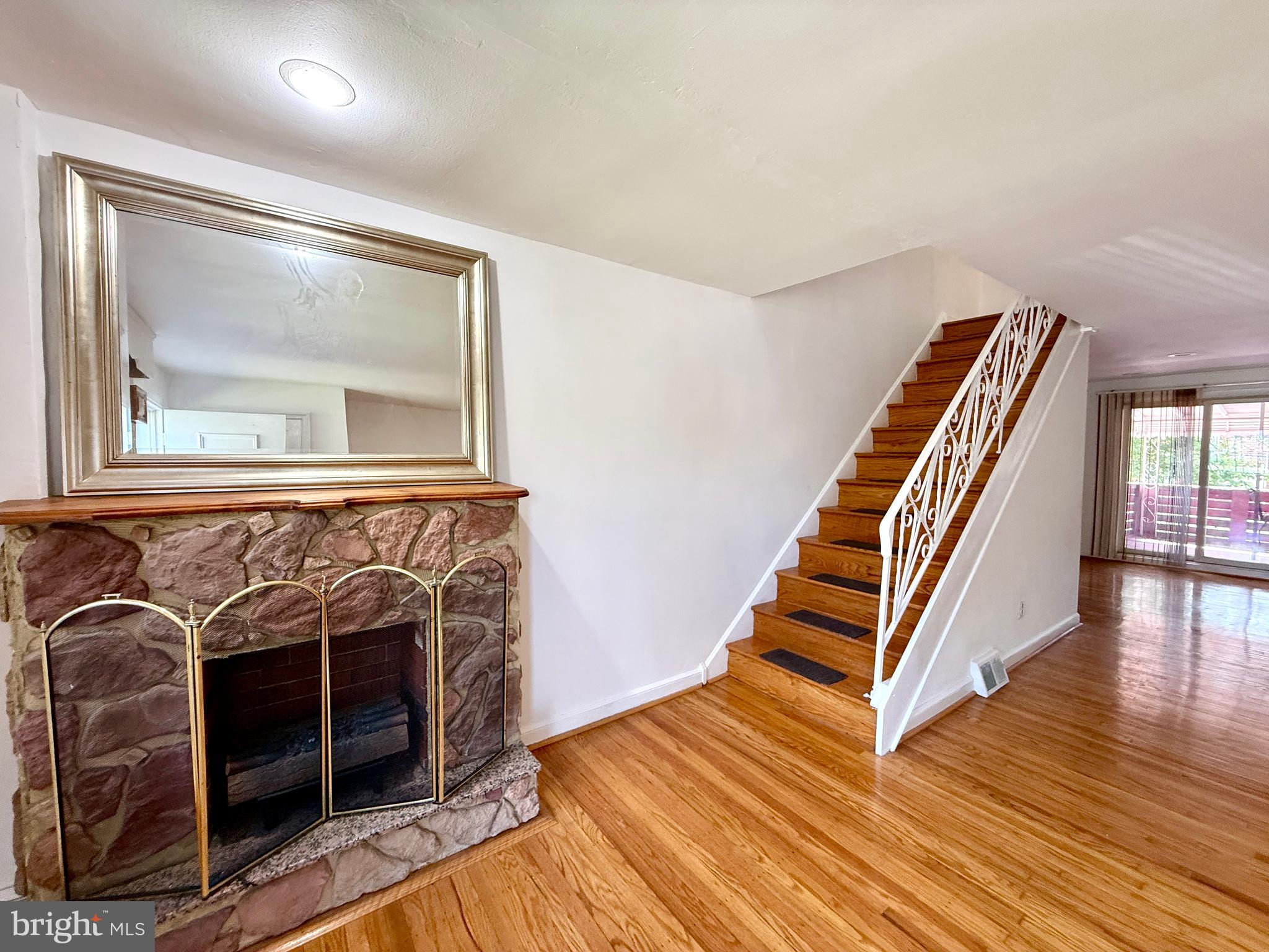 WEST OAK LANE - Residential