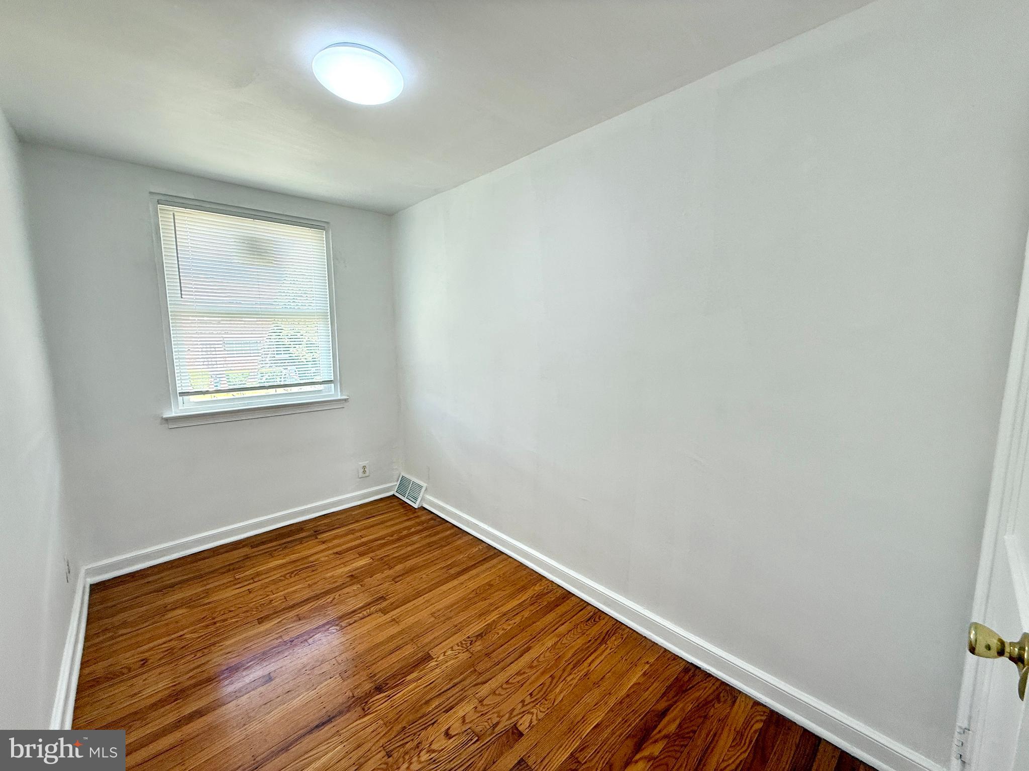 WEST OAK LANE - Residential